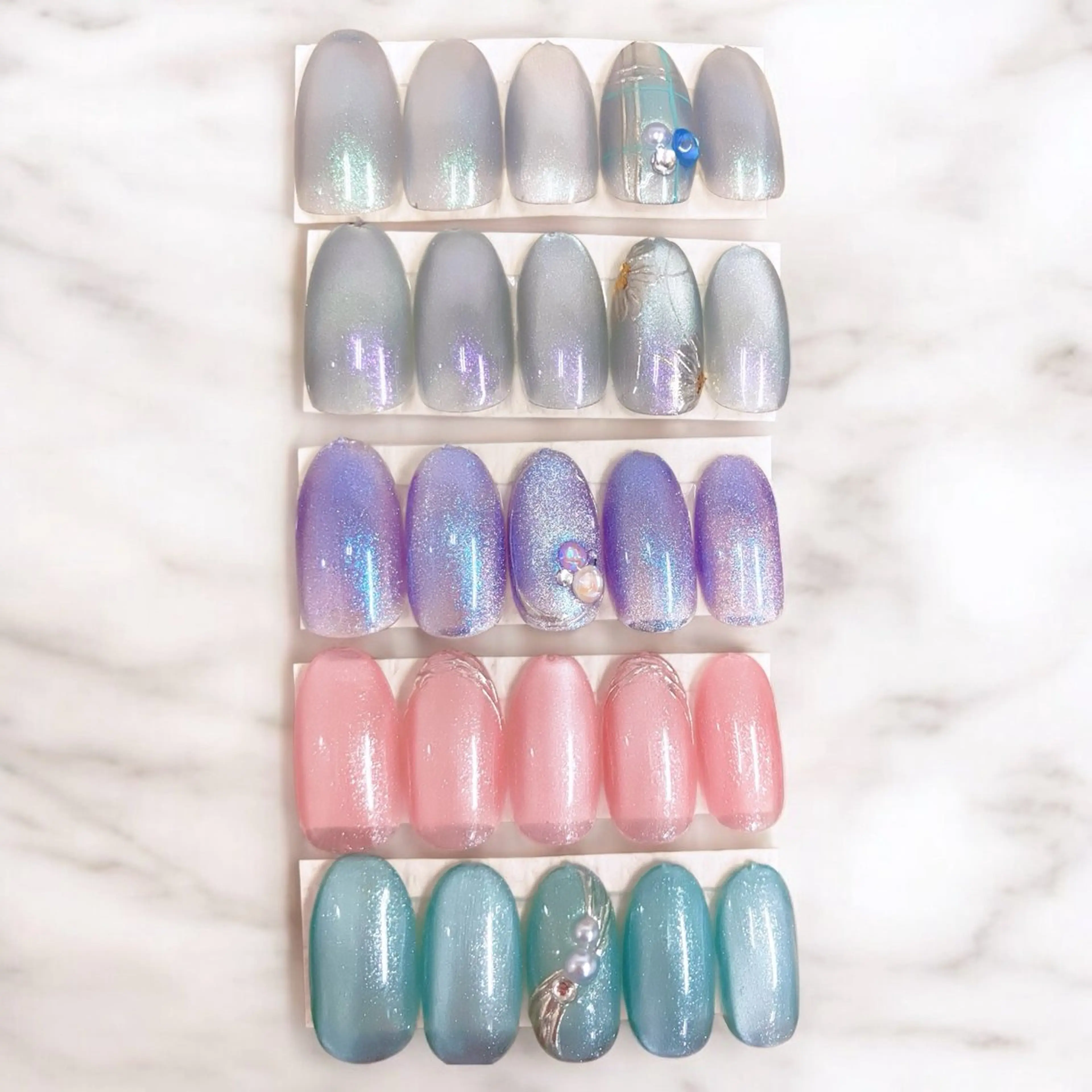 🧲マグネットネイル+シンプルアート🧲の写真