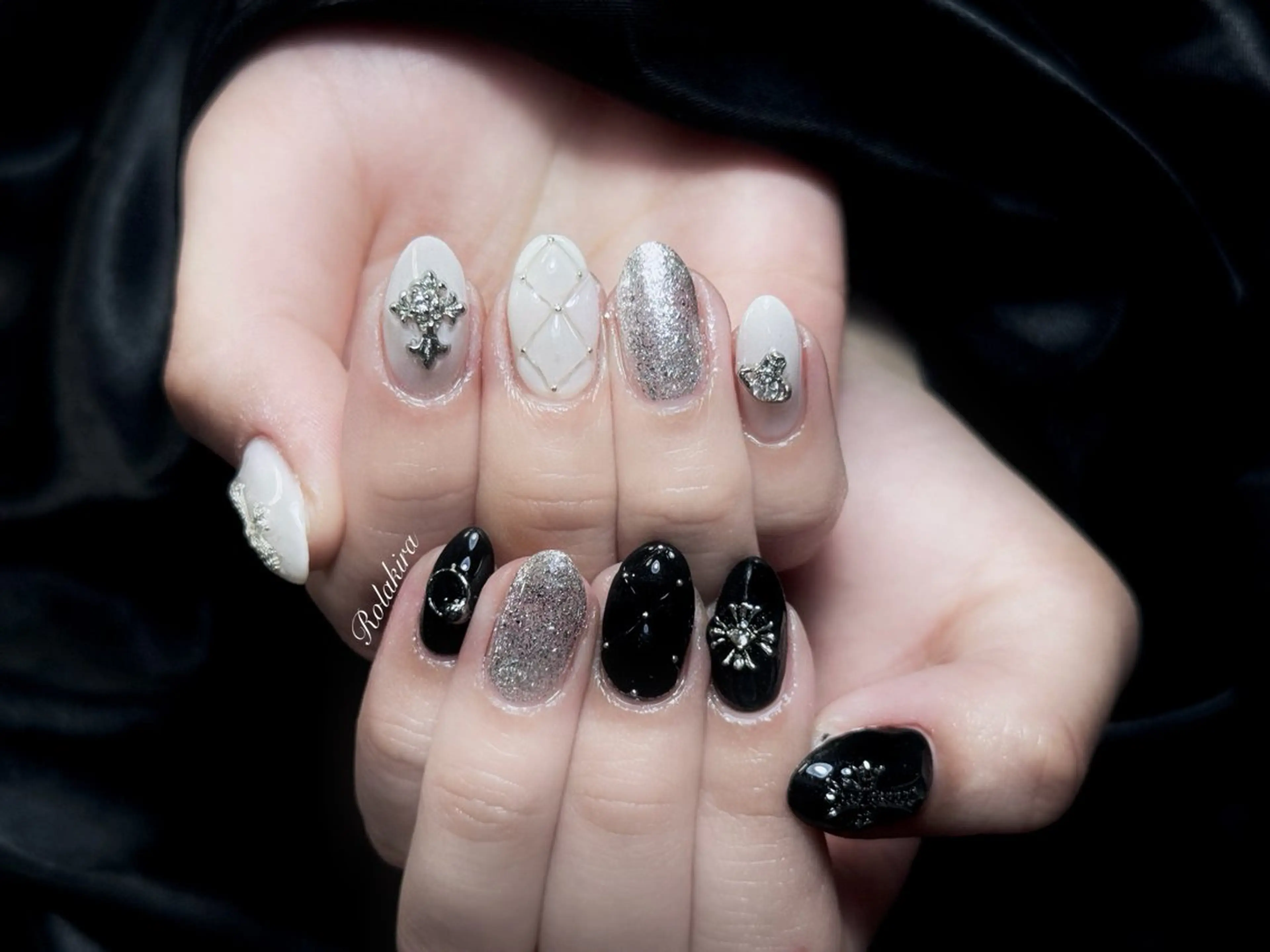 ネイル チークネイル 長さ出し フレンチネイル ジェルネイル 韓国ネイル ハンドネイル Rola kira 麗のネイルデザイン