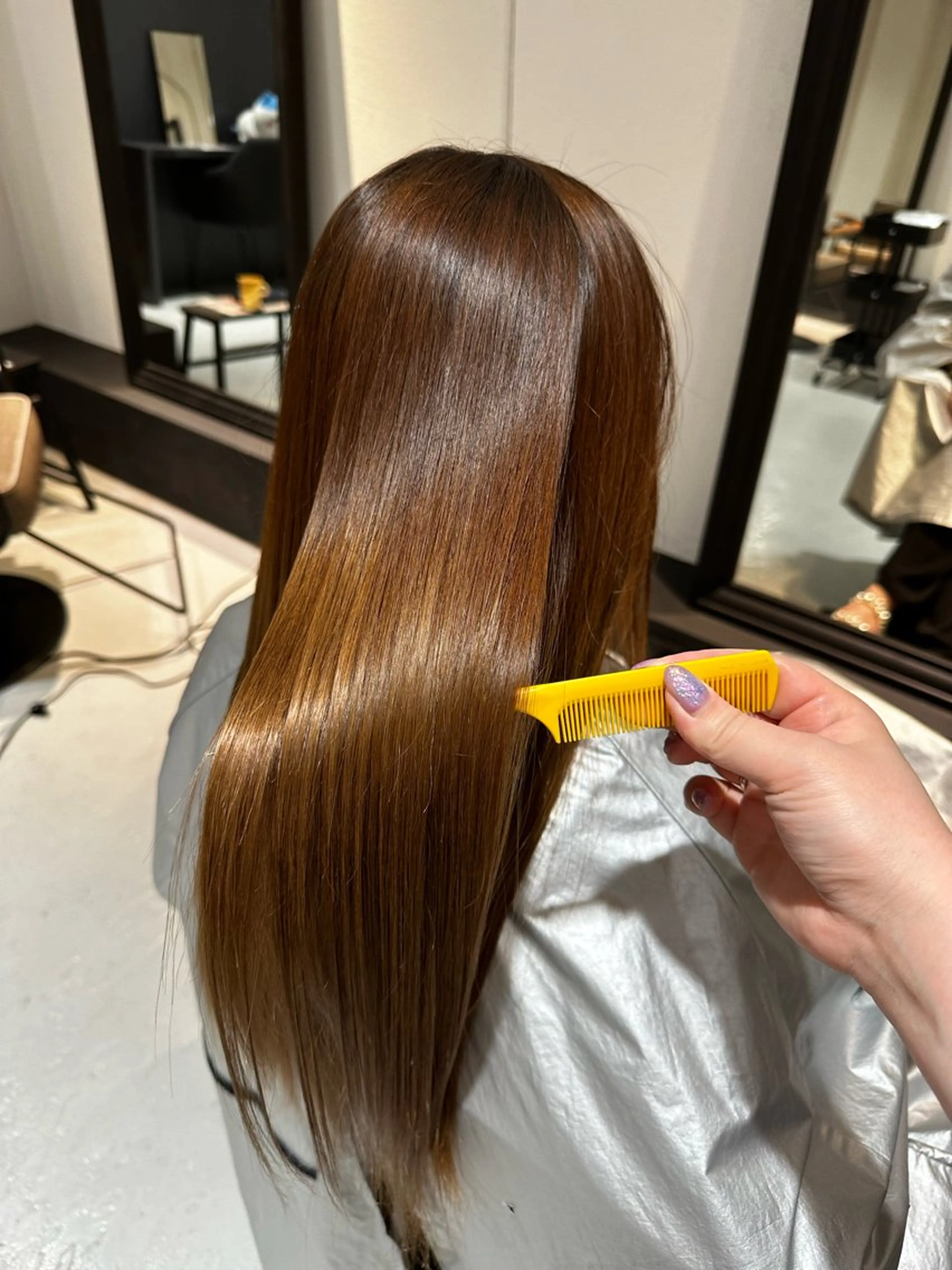 ロング カラー カット 縮毛矯正 トリートメント 【髪質改善】 夏目結以のヘアスタイル