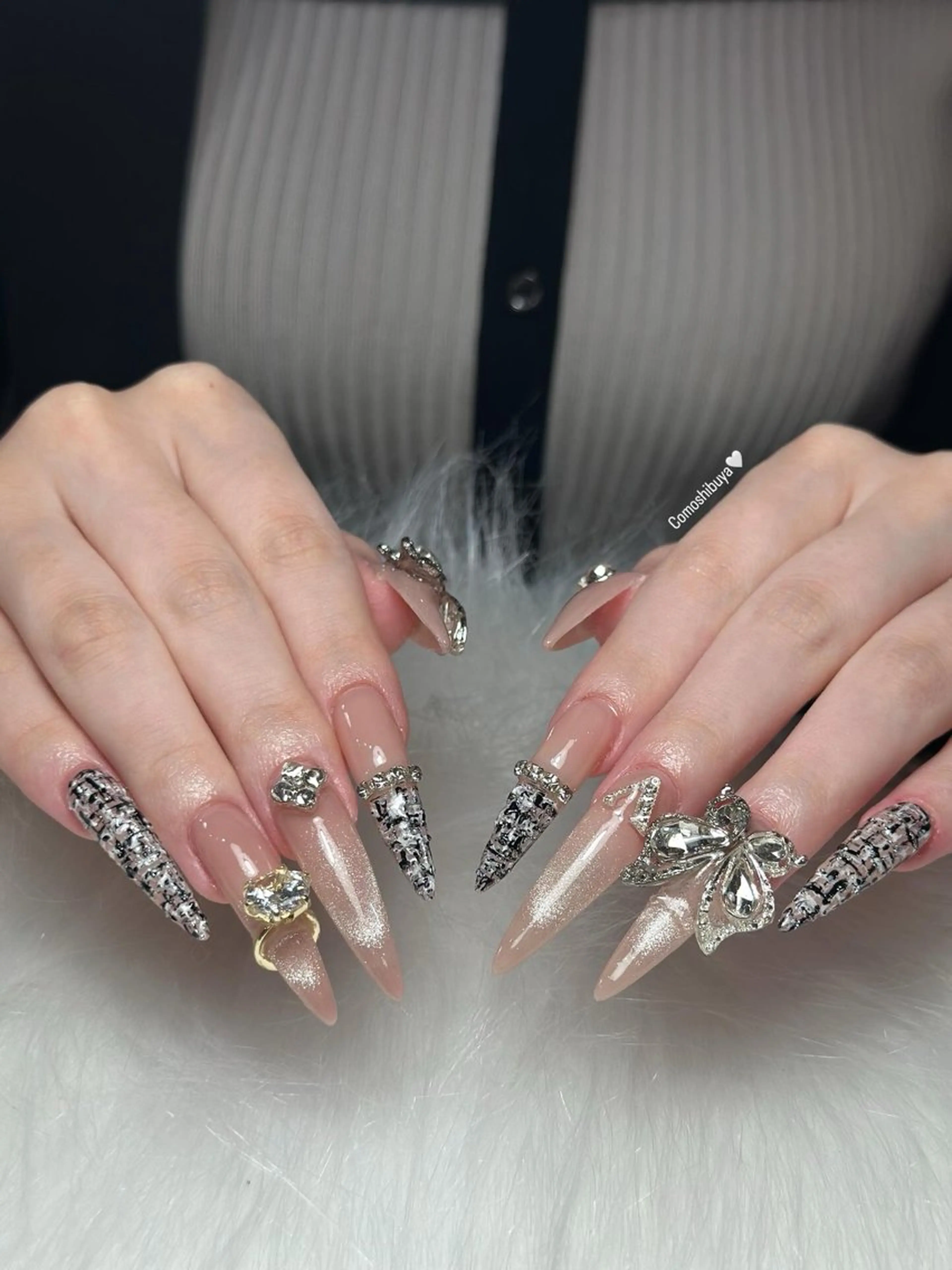 ネイル 韓国ネイル シンプルネイル ワンホンネイル ハンドネイル CoMo Nailのネイルデザイン