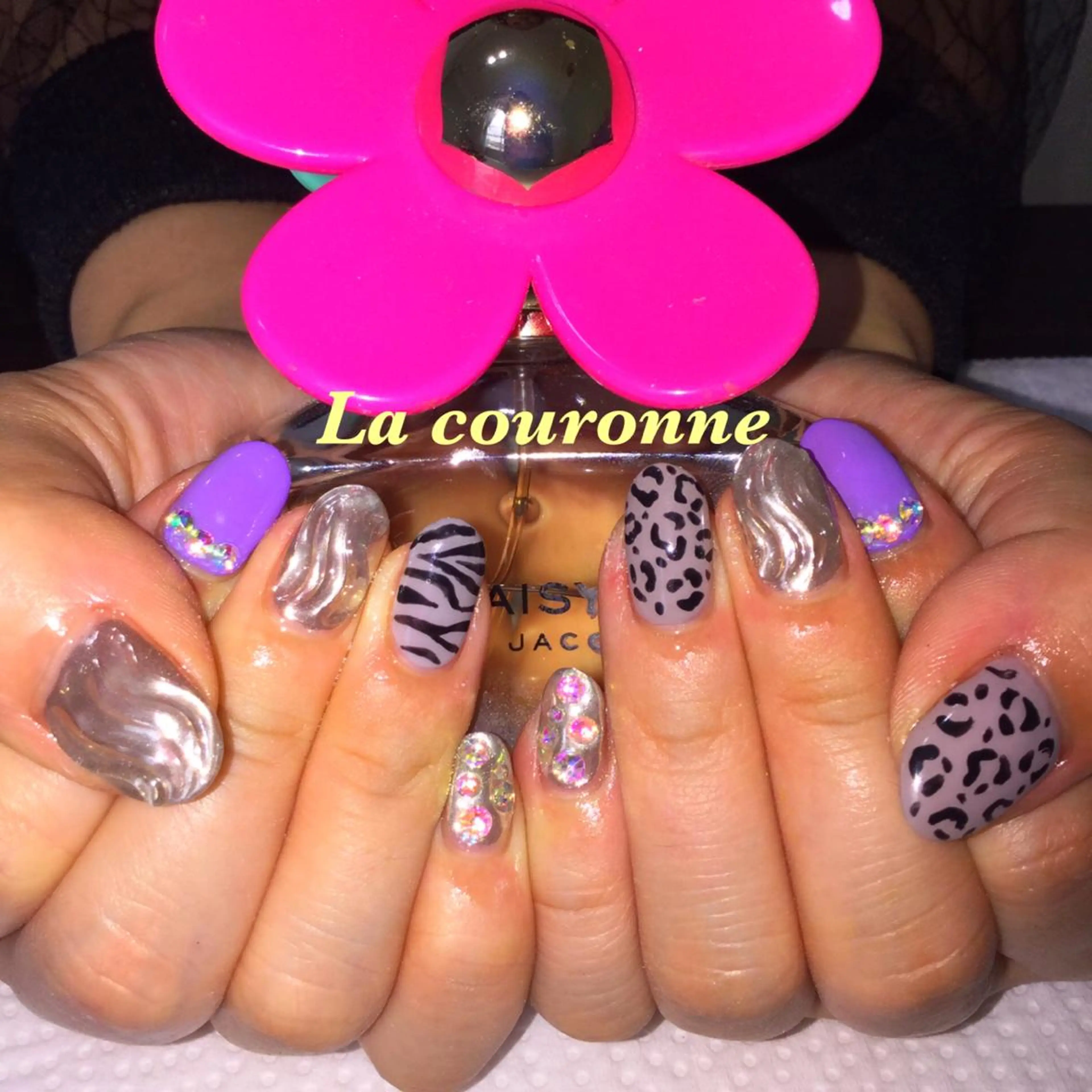 ネイル ハンドネイル Lacouronne NATSUMIのネイルデザイン