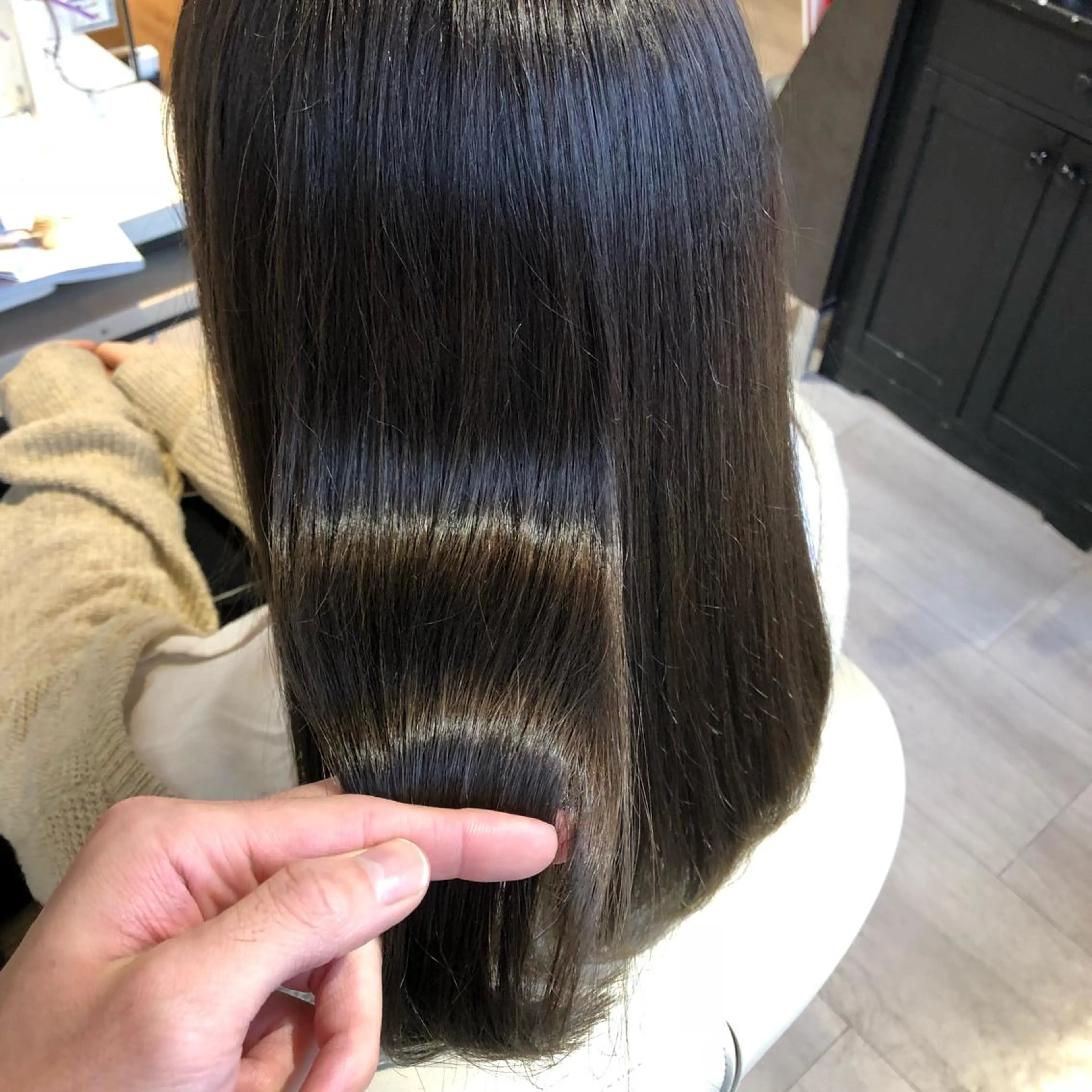 セミロング カラー 金子 富士のヘアスタイル