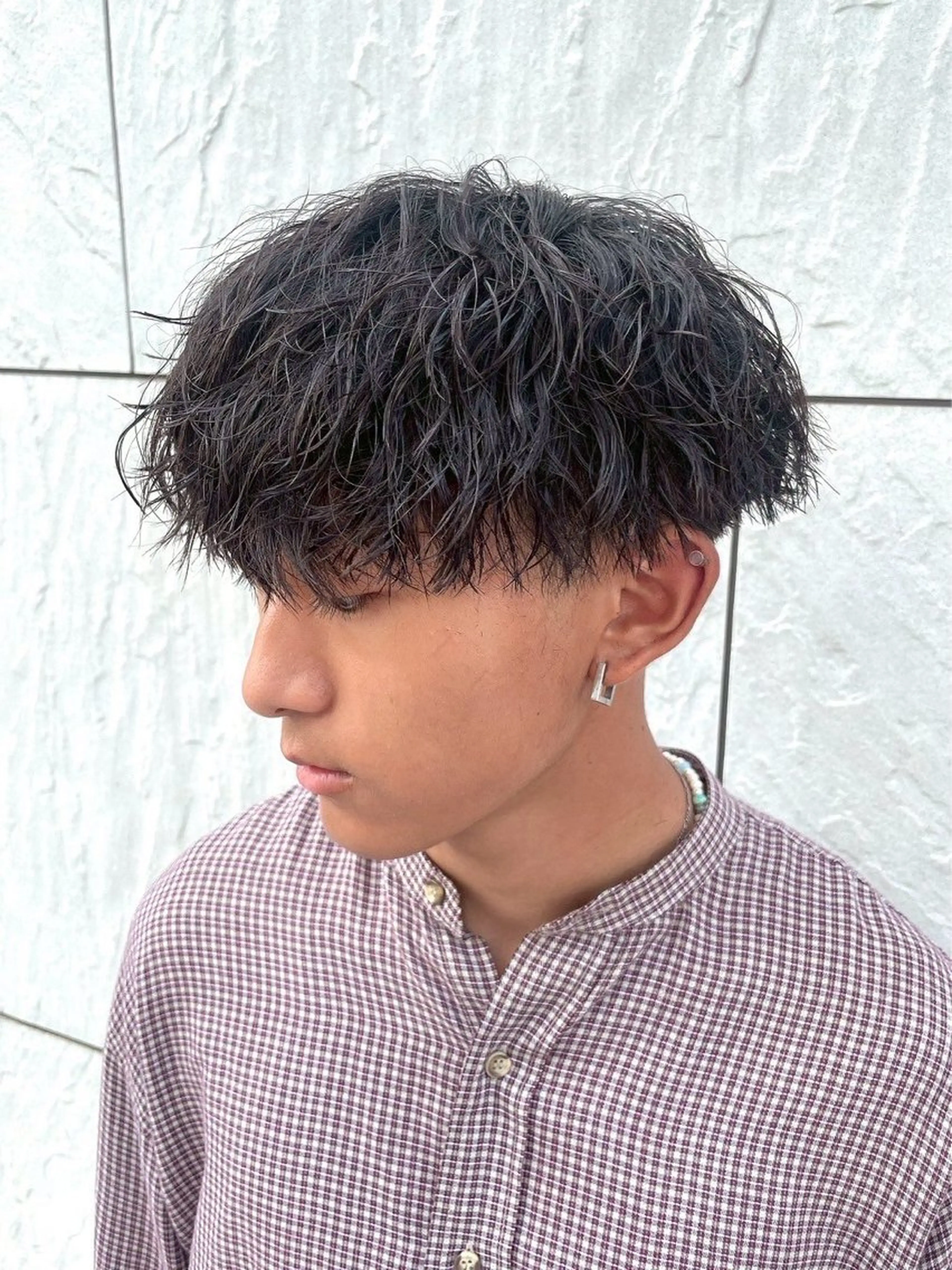 パーマ メンズ メンズ毛流れパーマ ブリーチSHIONのヘアスタイル