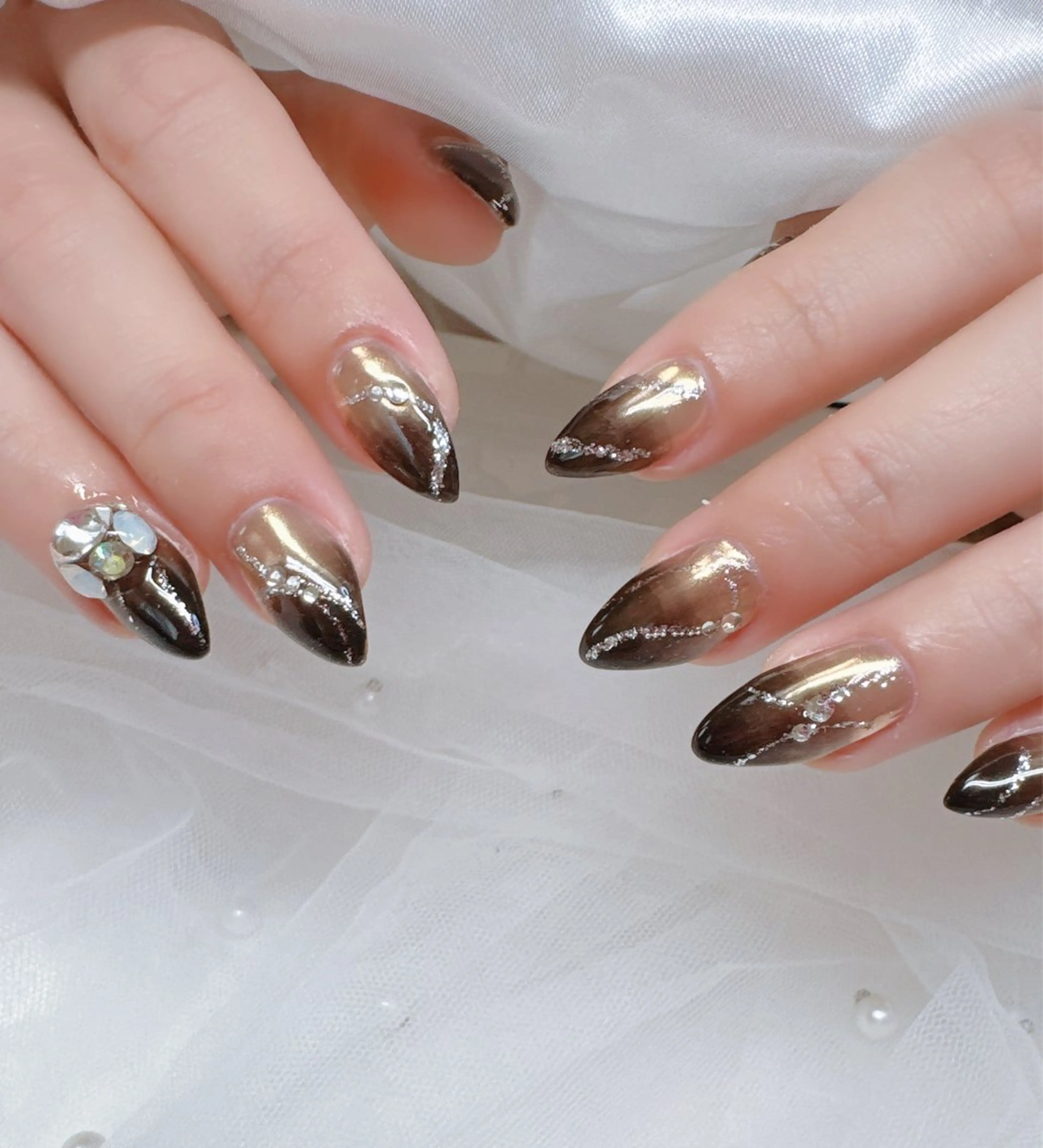 ネイル 高島 夏海のネイルデザイン