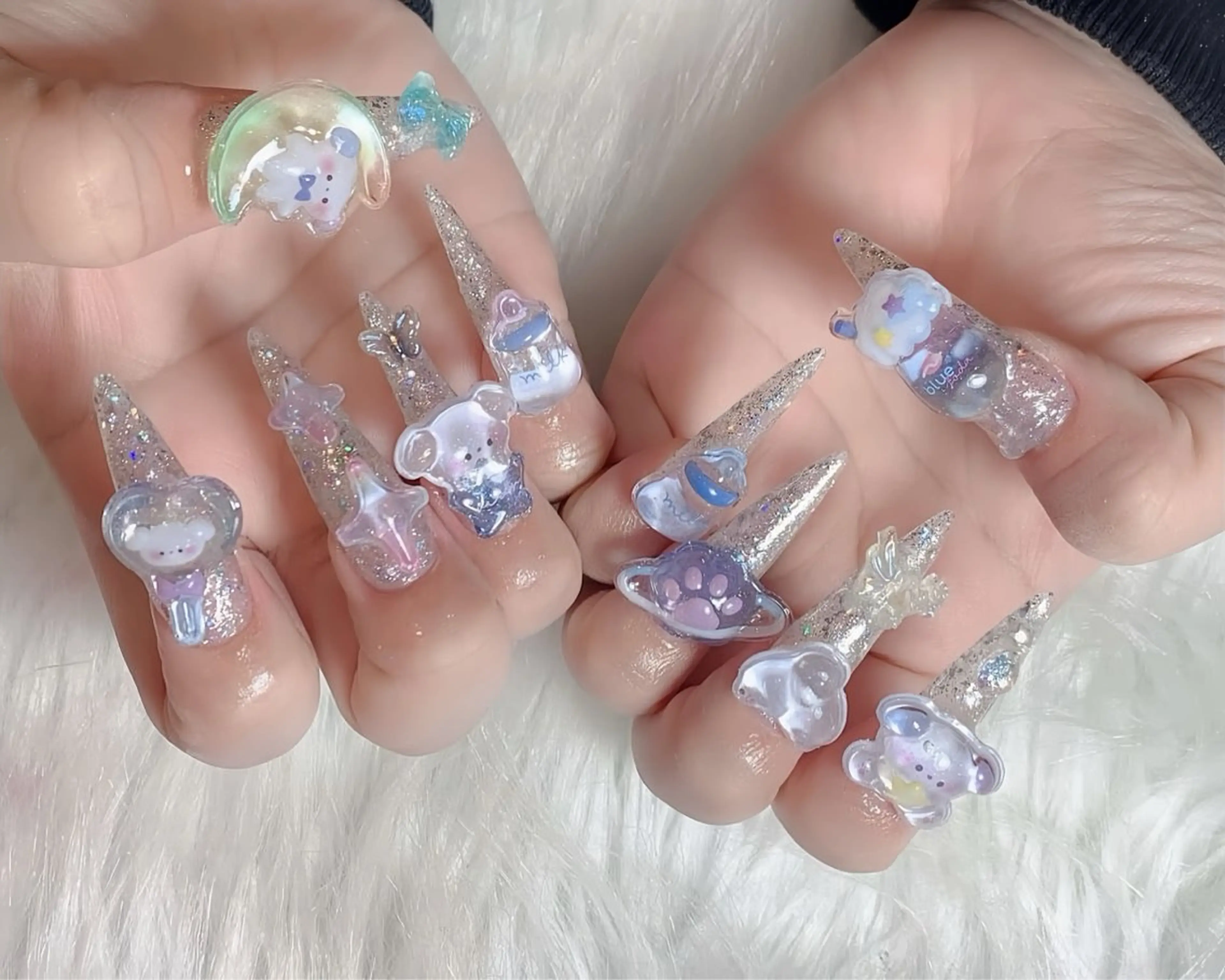 ネイル アートネイル チークネイル ジェルネイル ロングネイル マグネットネイル ハンドネイル Rin Nail 新大久保店のネイルデザイン