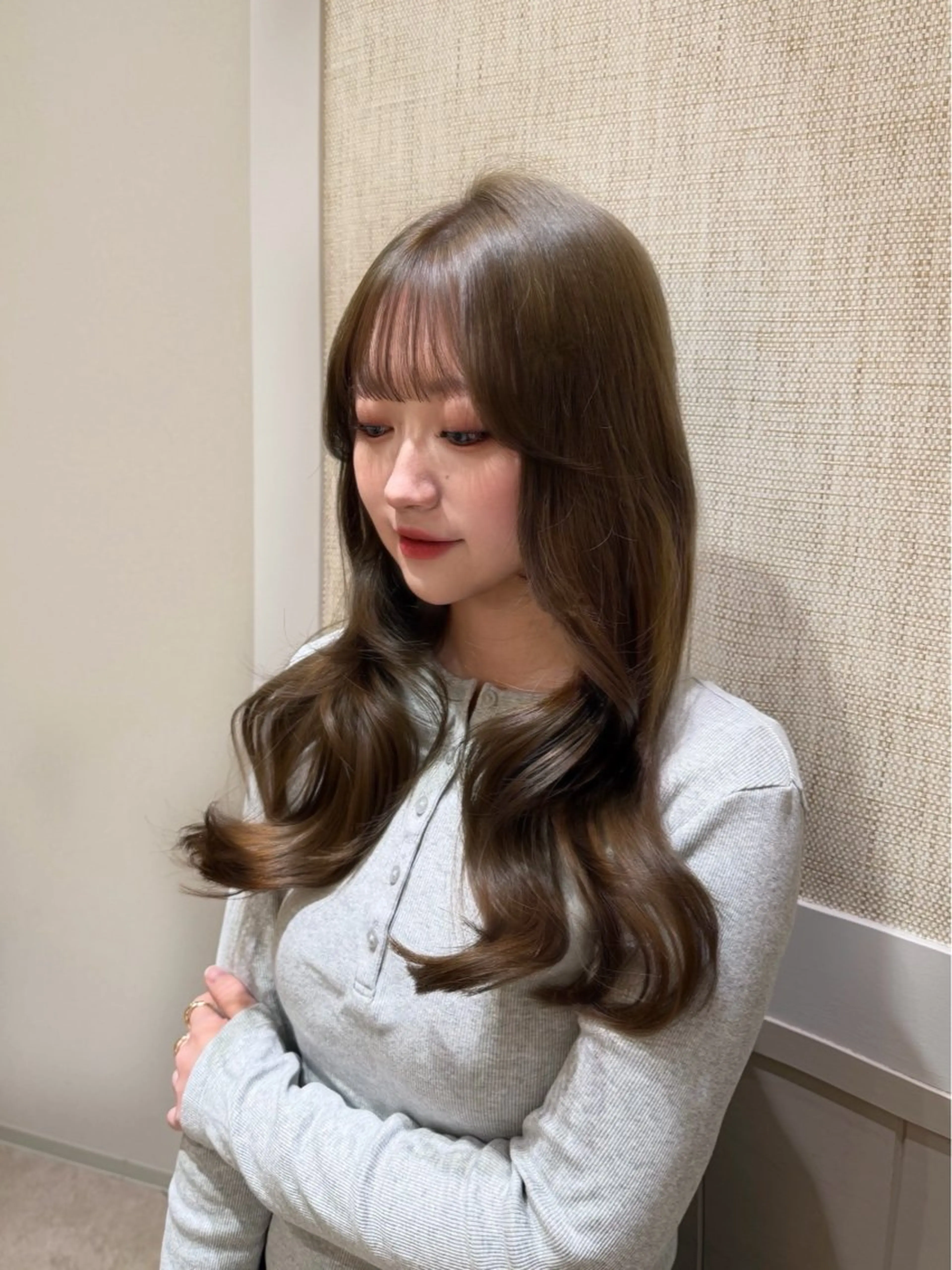 ロング カラー カット ヘアカラー トリートメント 🩷渋谷/韓国レイヤ ー/透明感Sayaのヘアスタイル