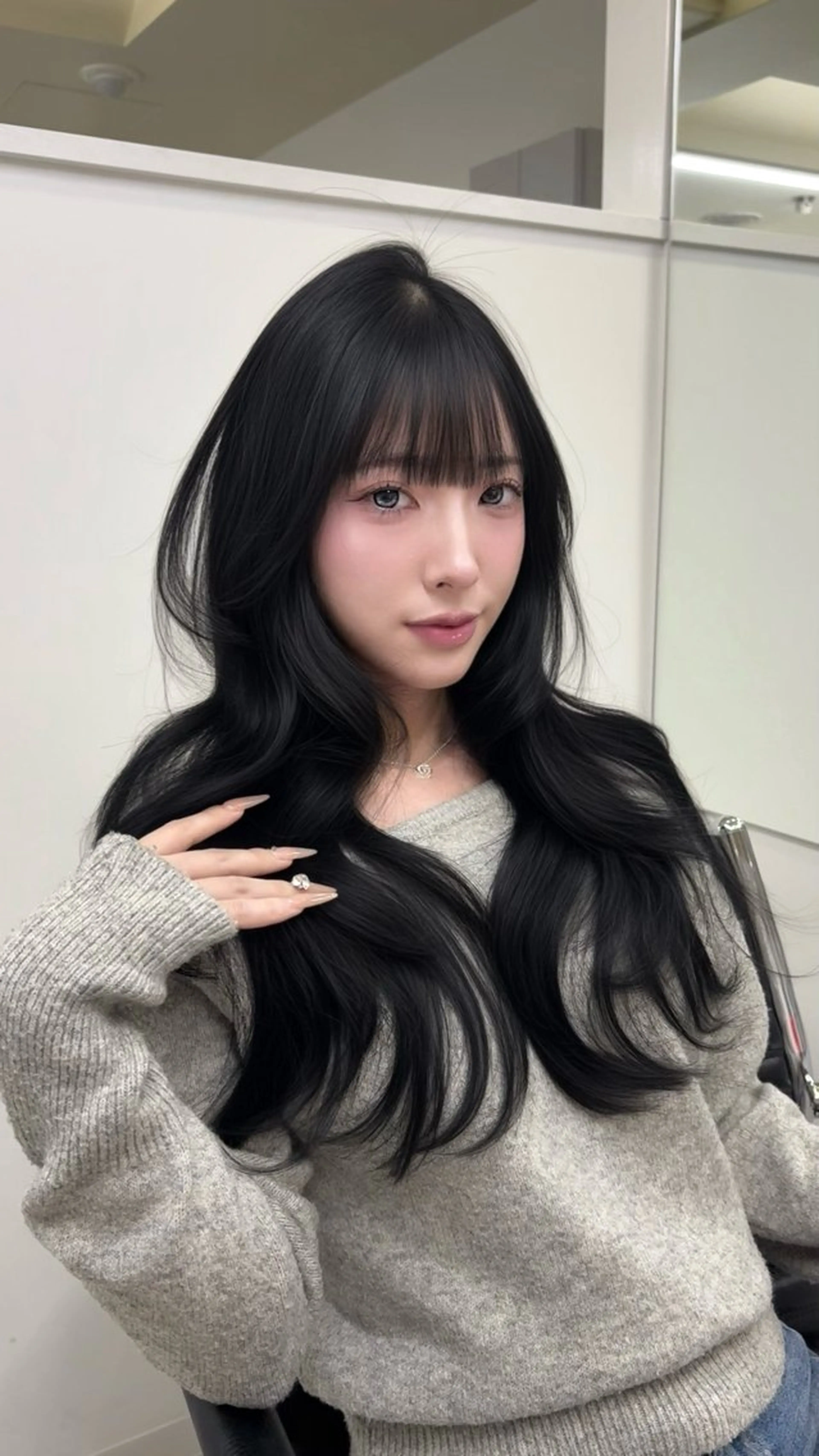 ロング ATRA所属・ワンホン級艶髪 🤍𝑀𝐼𝐻𝑂のヘアスタイル