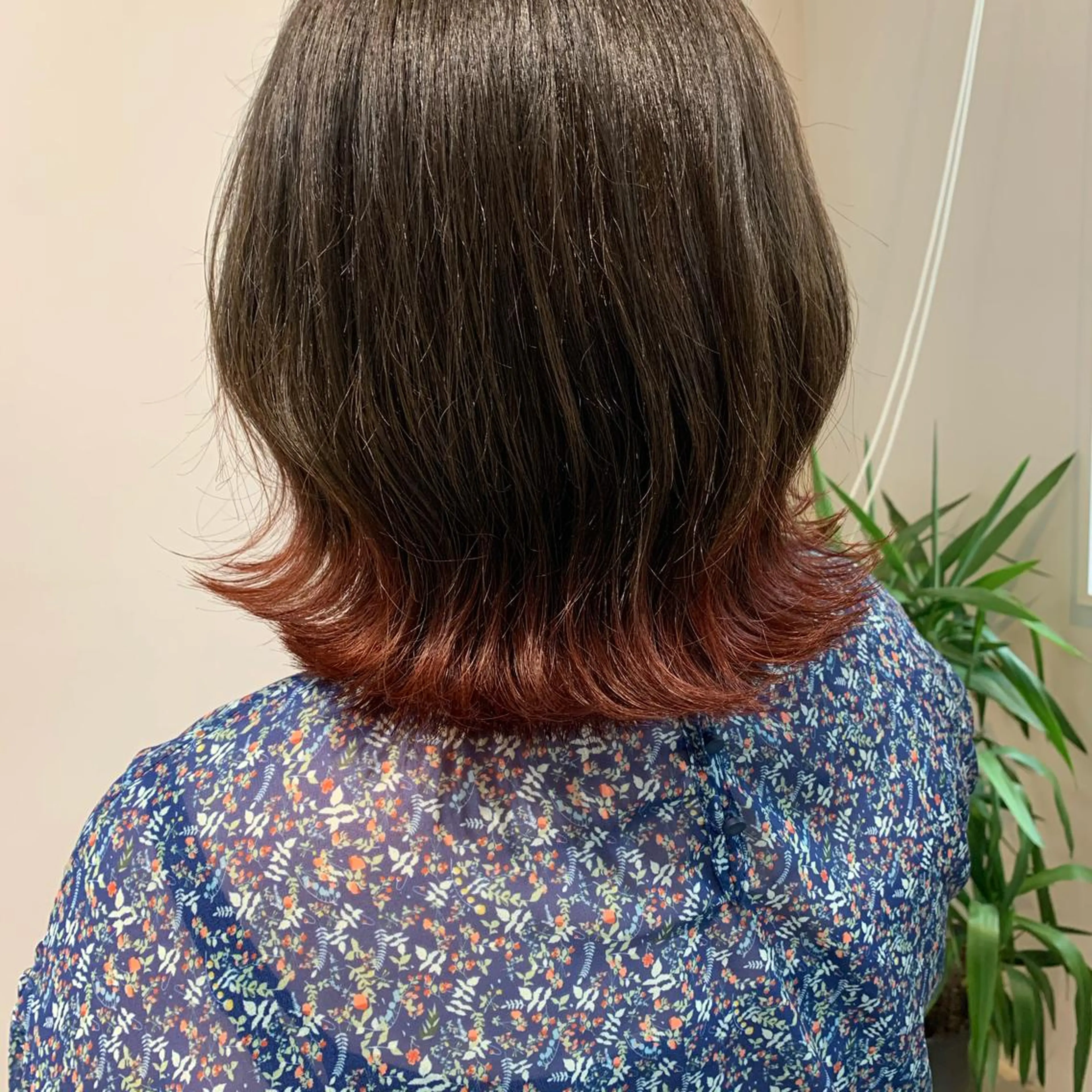 ミディアム カラー オレンジ "小顔カット" Fuko.のヘアスタイル