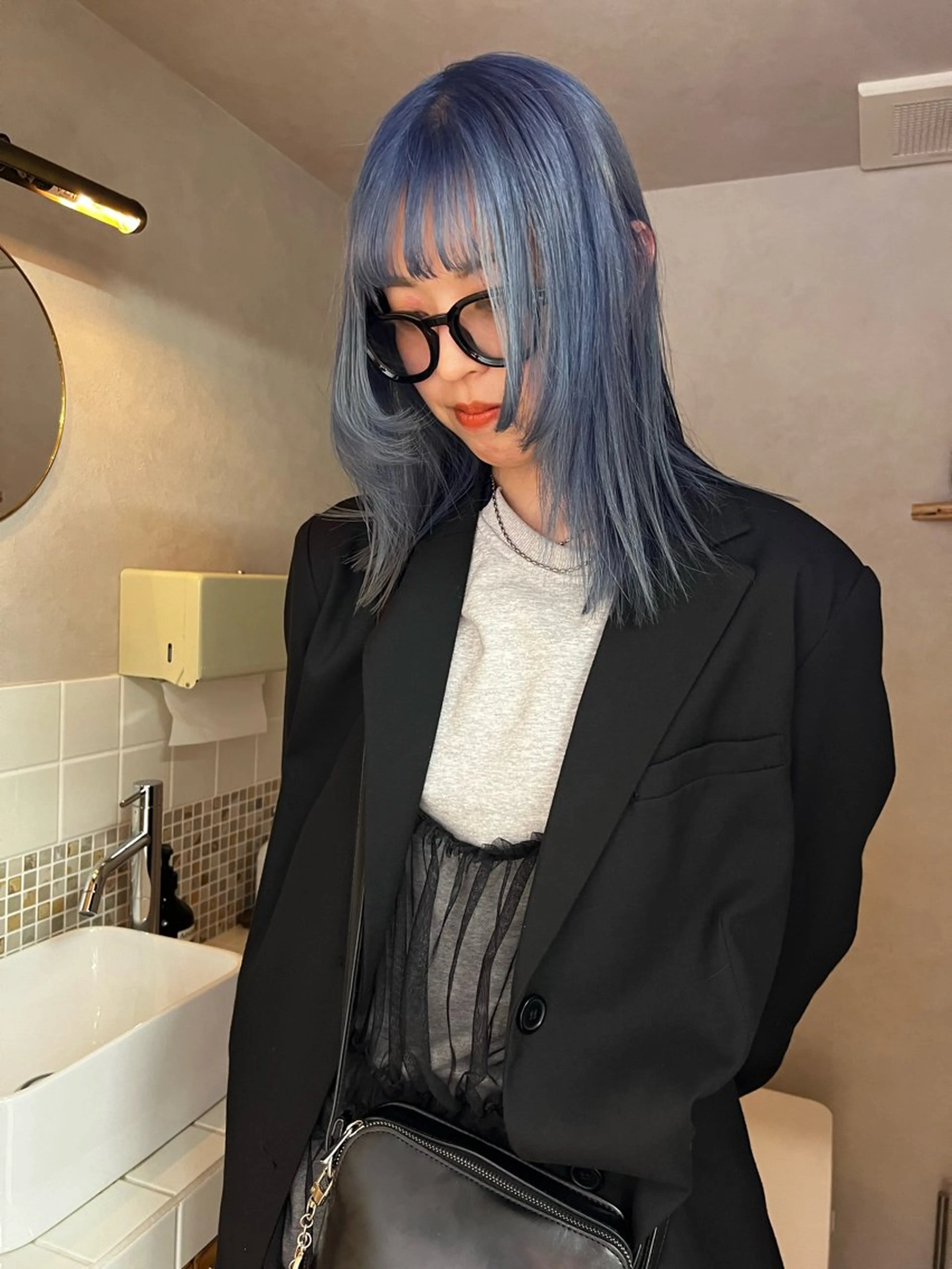 ロング カラー nishido ハイライト/パーマのヘアスタイル