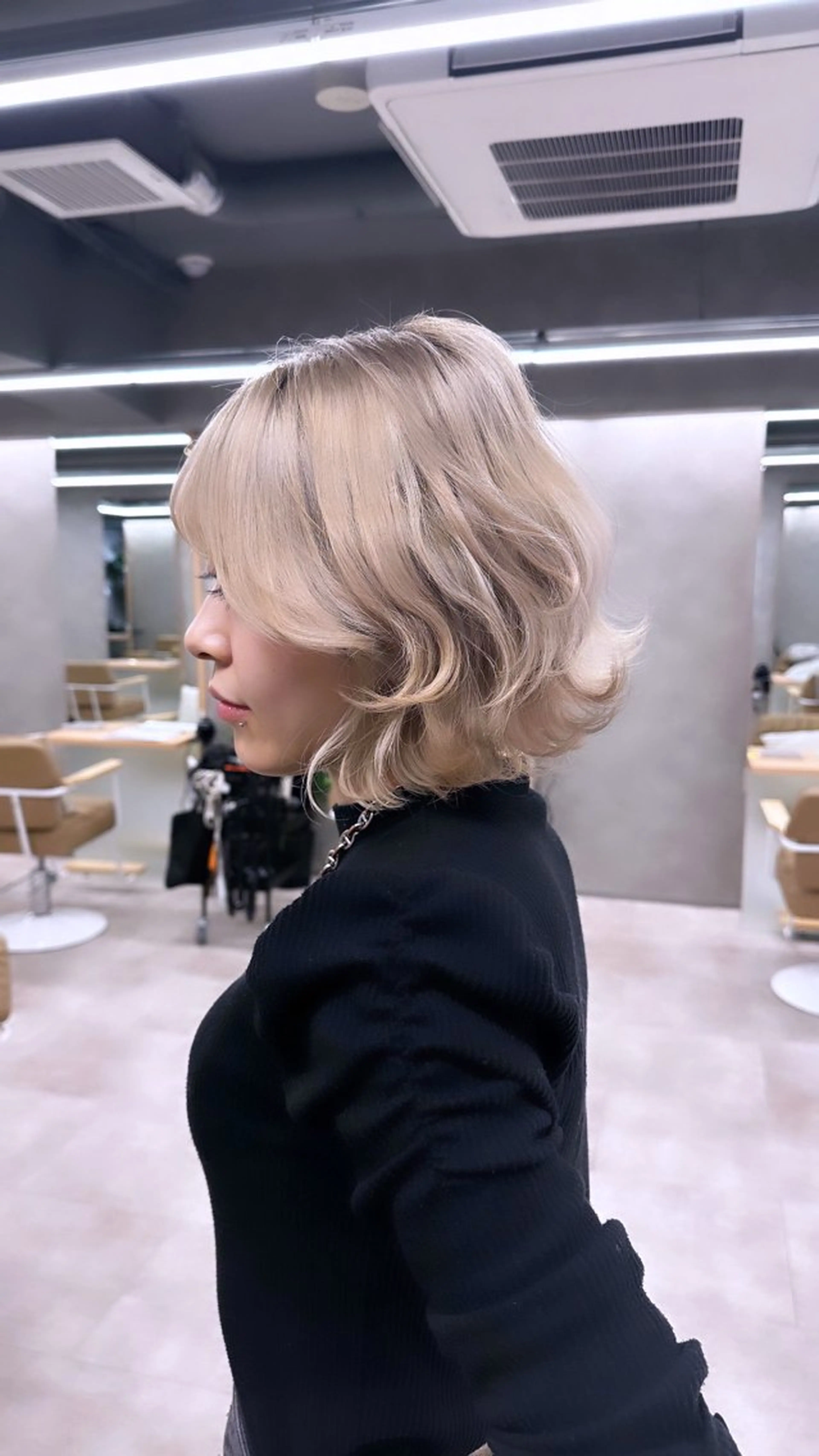 ショート カラー 🩵KARIN 透明感カラー🩵のヘアスタイル