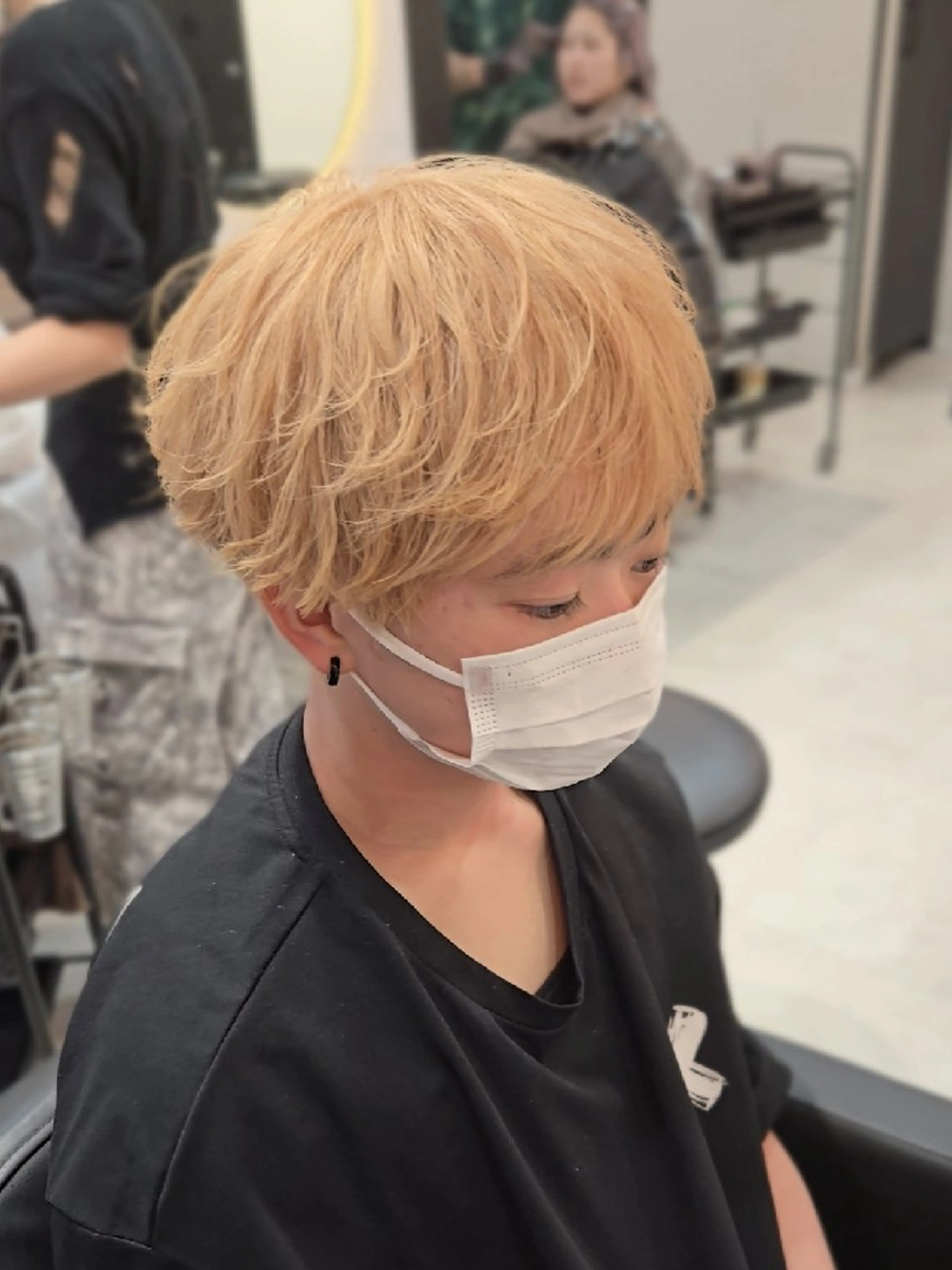 メンズ ミディアム カラー メンズブリーチ マッシュ シースルーマッシュ ベージュカラー ブリーチ カット ヘアカラー ヘアセット LEN名古屋/パーマ 海外ヘア/メンズ特化のヘアスタイル