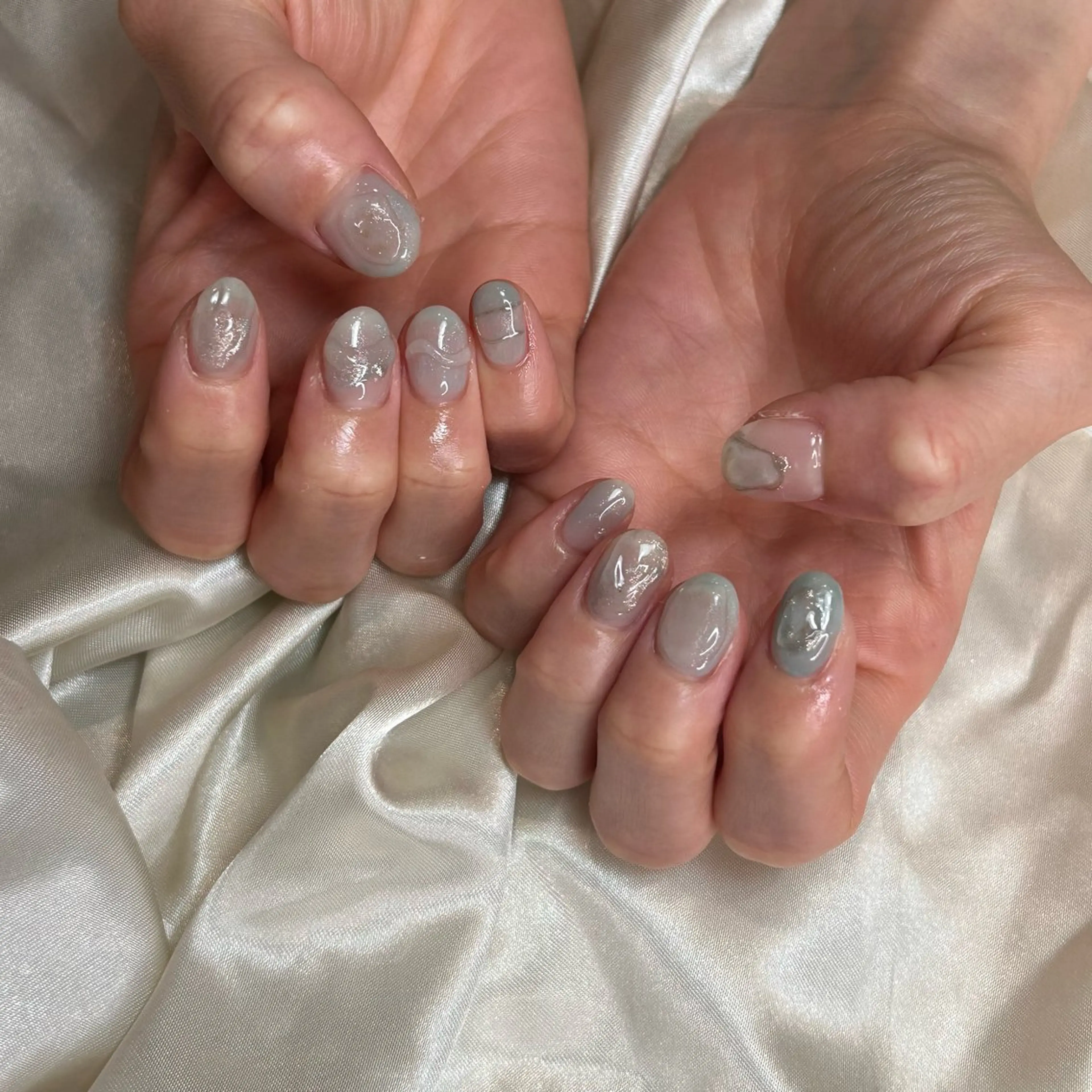 ネイル ハンドネイル 西岡 杏のネイルデザイン