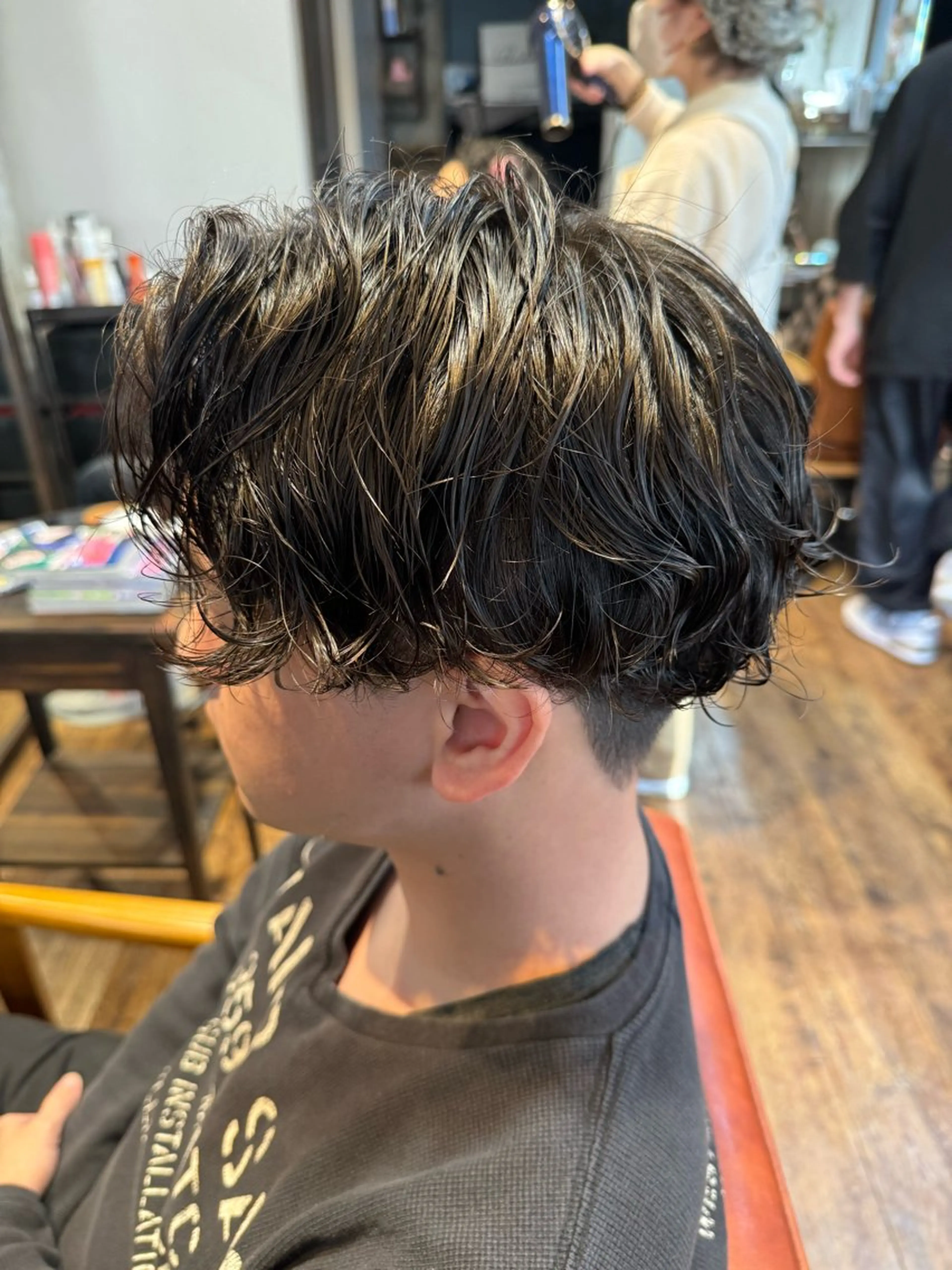 ショート パーマ ヘアアレンジ メンズ メンズパーマ ツイストスパイラルパーマ スパイラルパーマ カット パーマ ヘッドスパ ヘアセット HAIR STUDIO  buzz所属・金子 富士のヘアスタイル