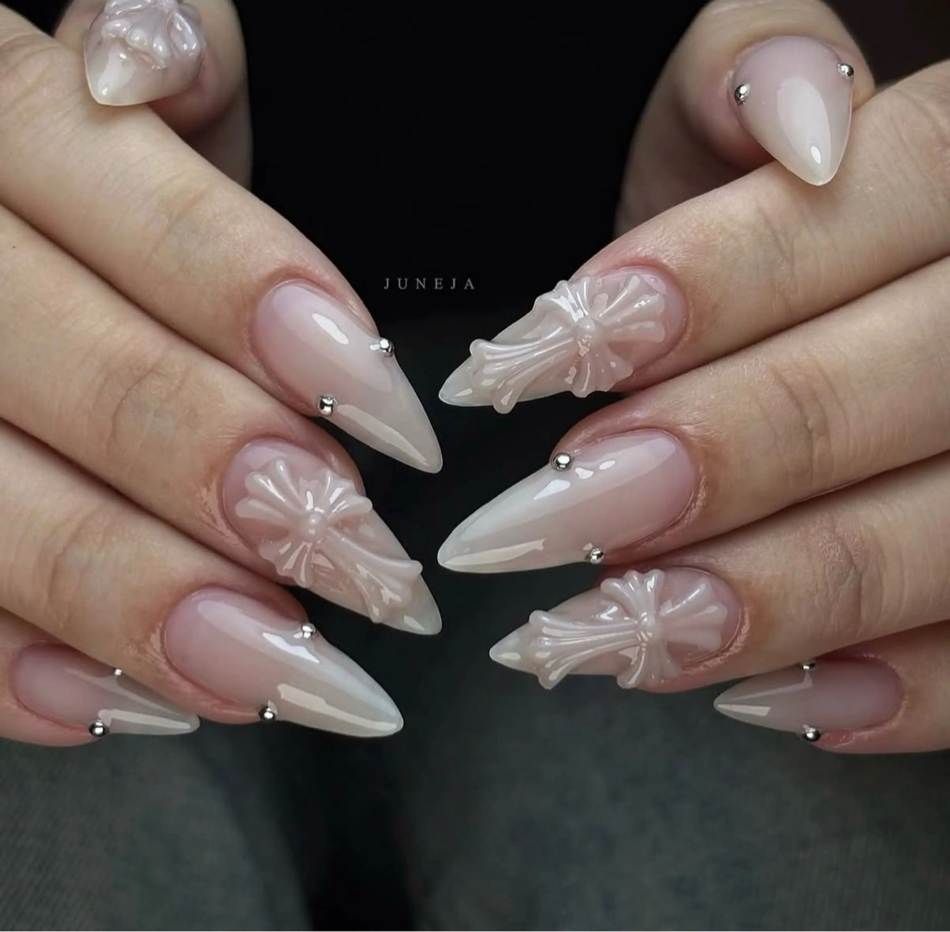 ネイル 韓国ネイル 持ち込み ニュアンスネイル ネイルチップ ハンドネイル Doraemi ANA.CHUOのネイルデザイン