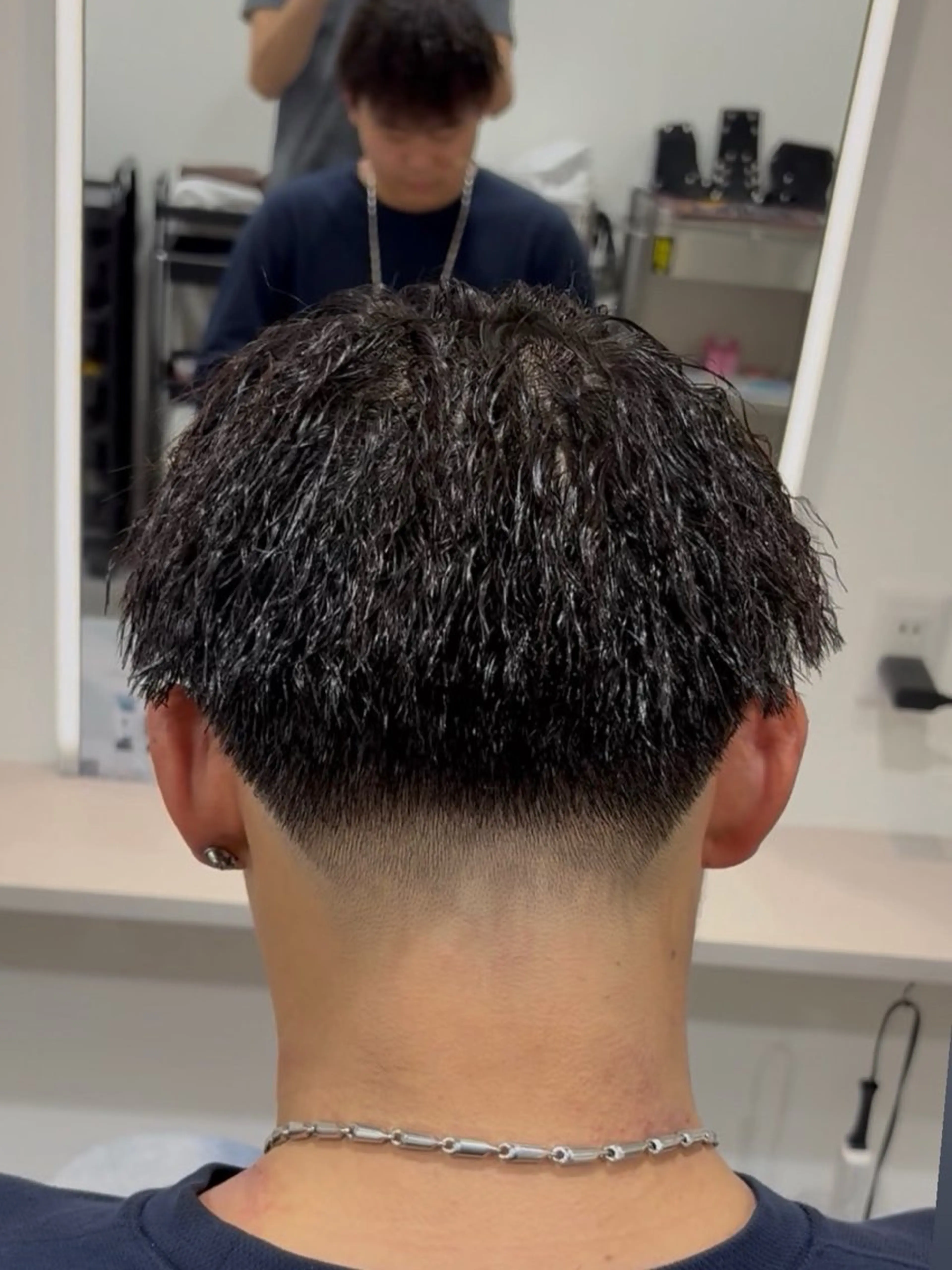 ショート メンズ フェードカット 深澤 知樹のヘアスタイル