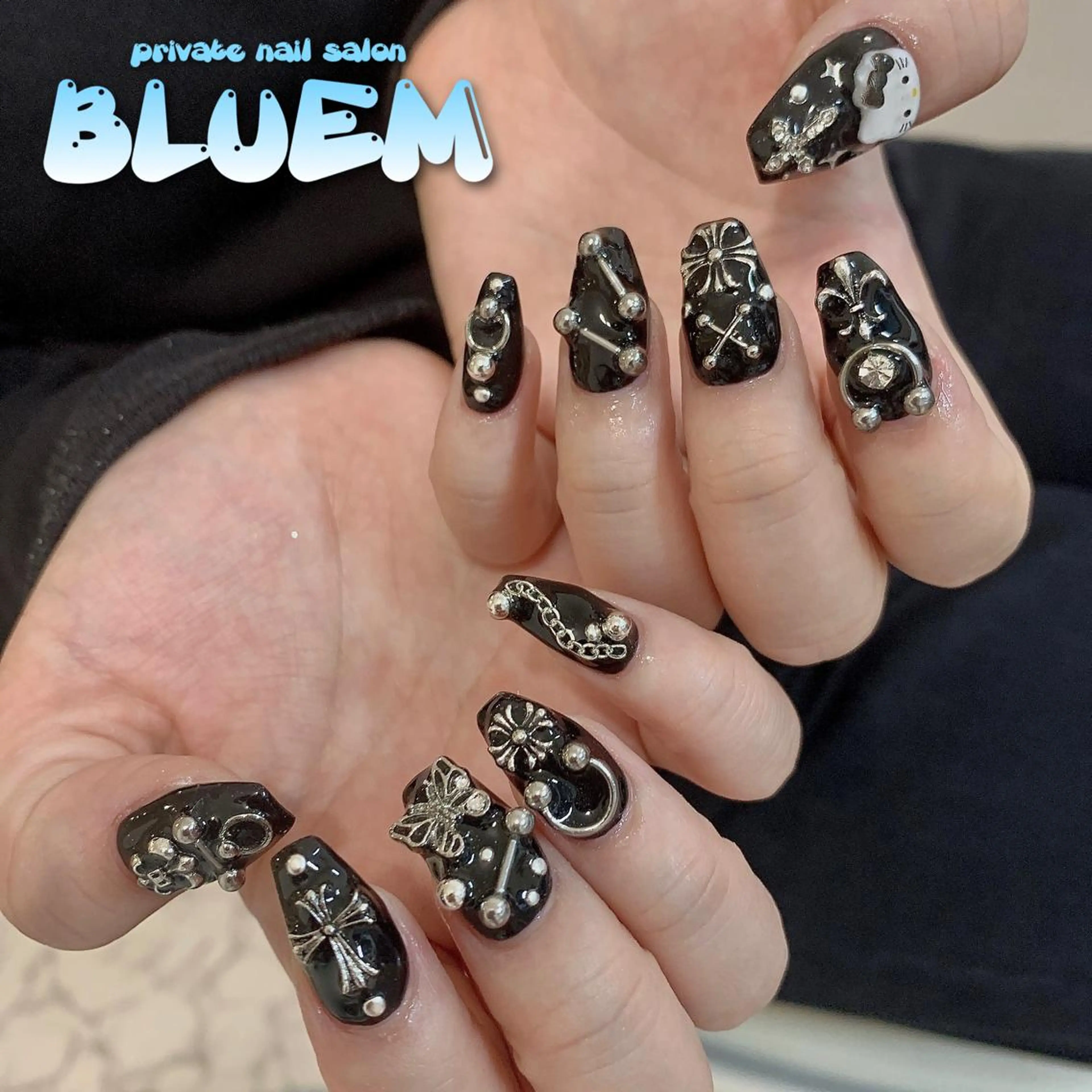 ネイル ハンドネイル BLUEM なな🐶のネイルデザイン