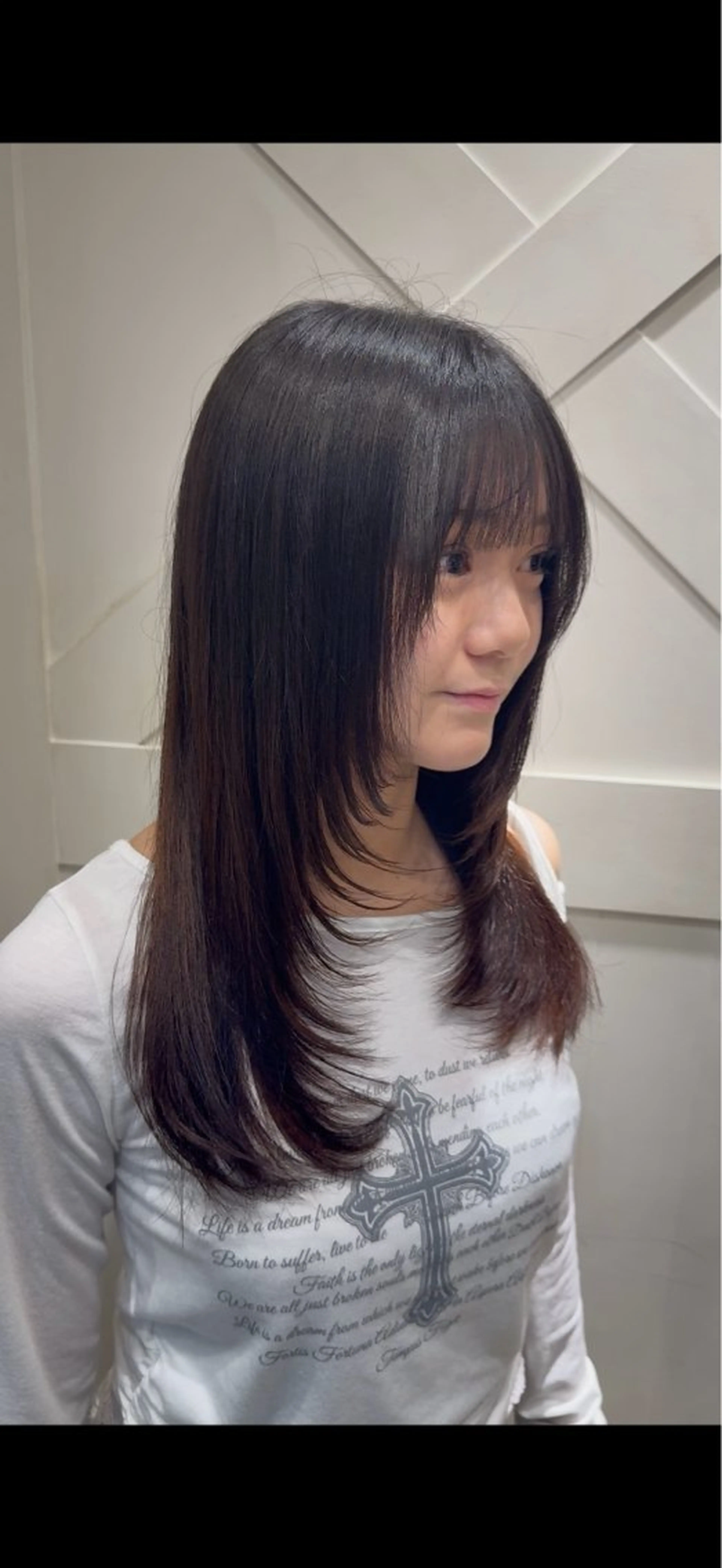 ロング 🎨ハイトーン レイヤーカットやまとのヘアスタイル