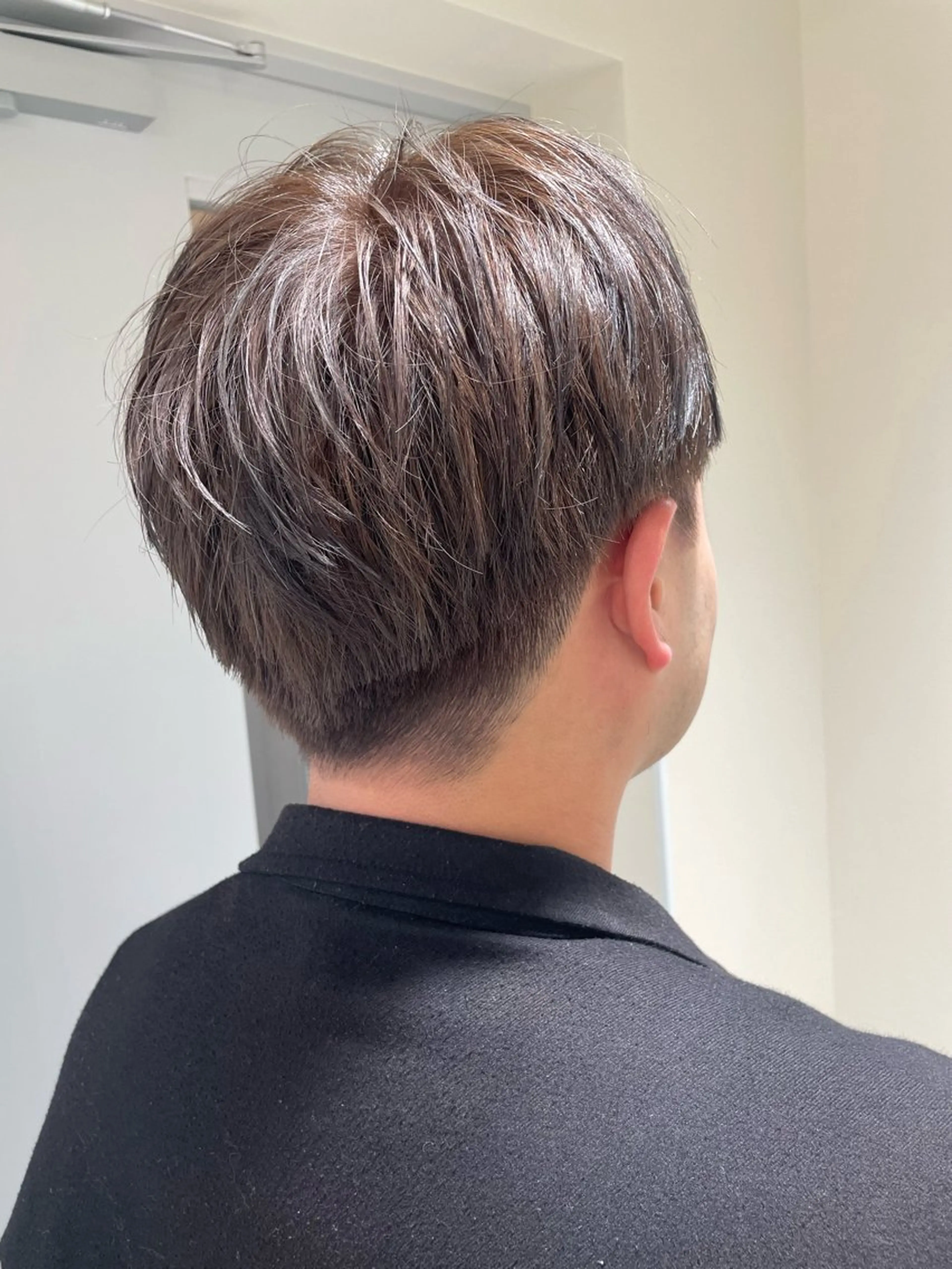 カラー メンズ NaVIユウジ 透明感カラーのヘアスタイル