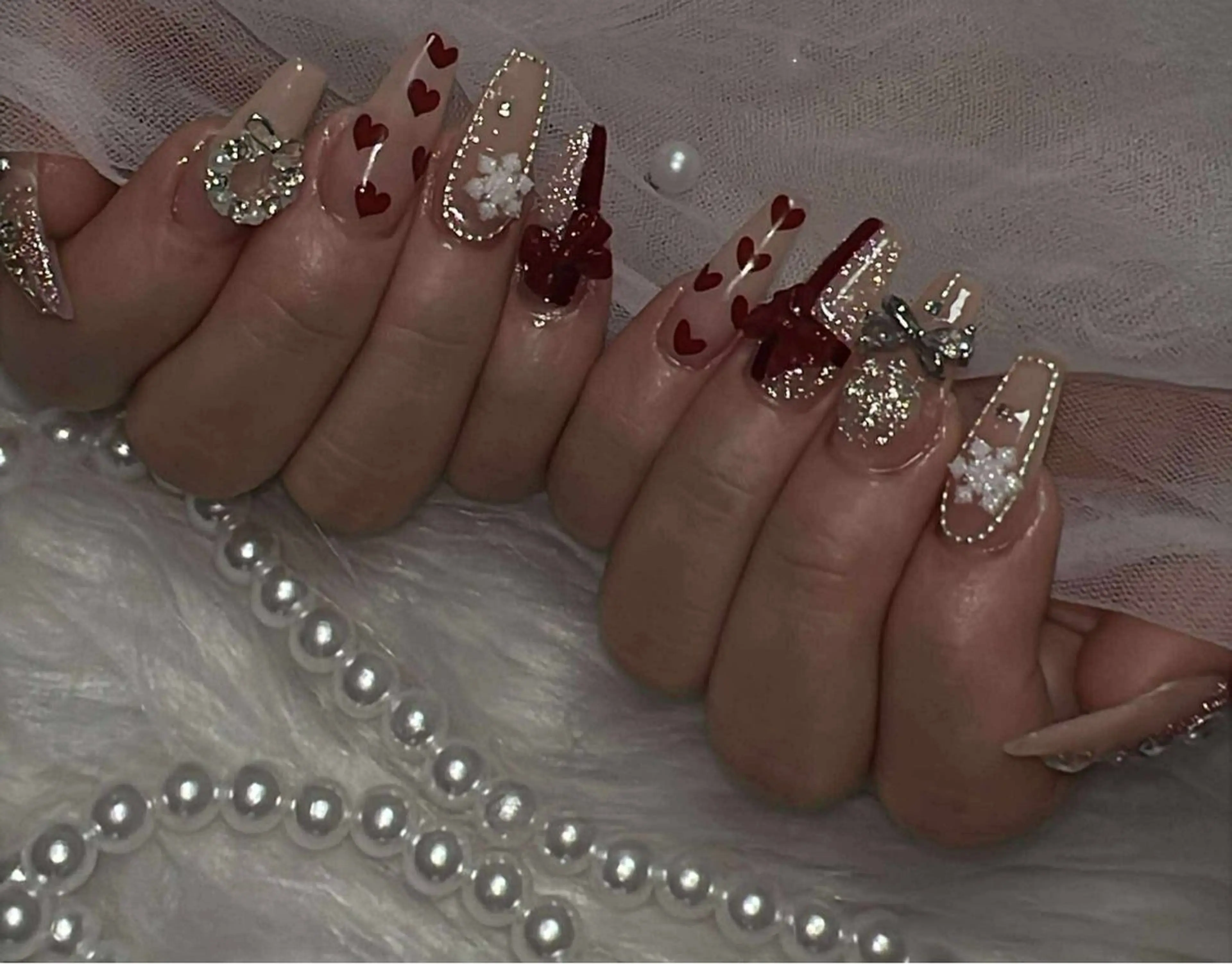 ネイル オーロラネイル クリアネイル 成人式 フラッシュネイル ジェルネイル ハンドネイル Amee Nail Salonのネイルデザイン