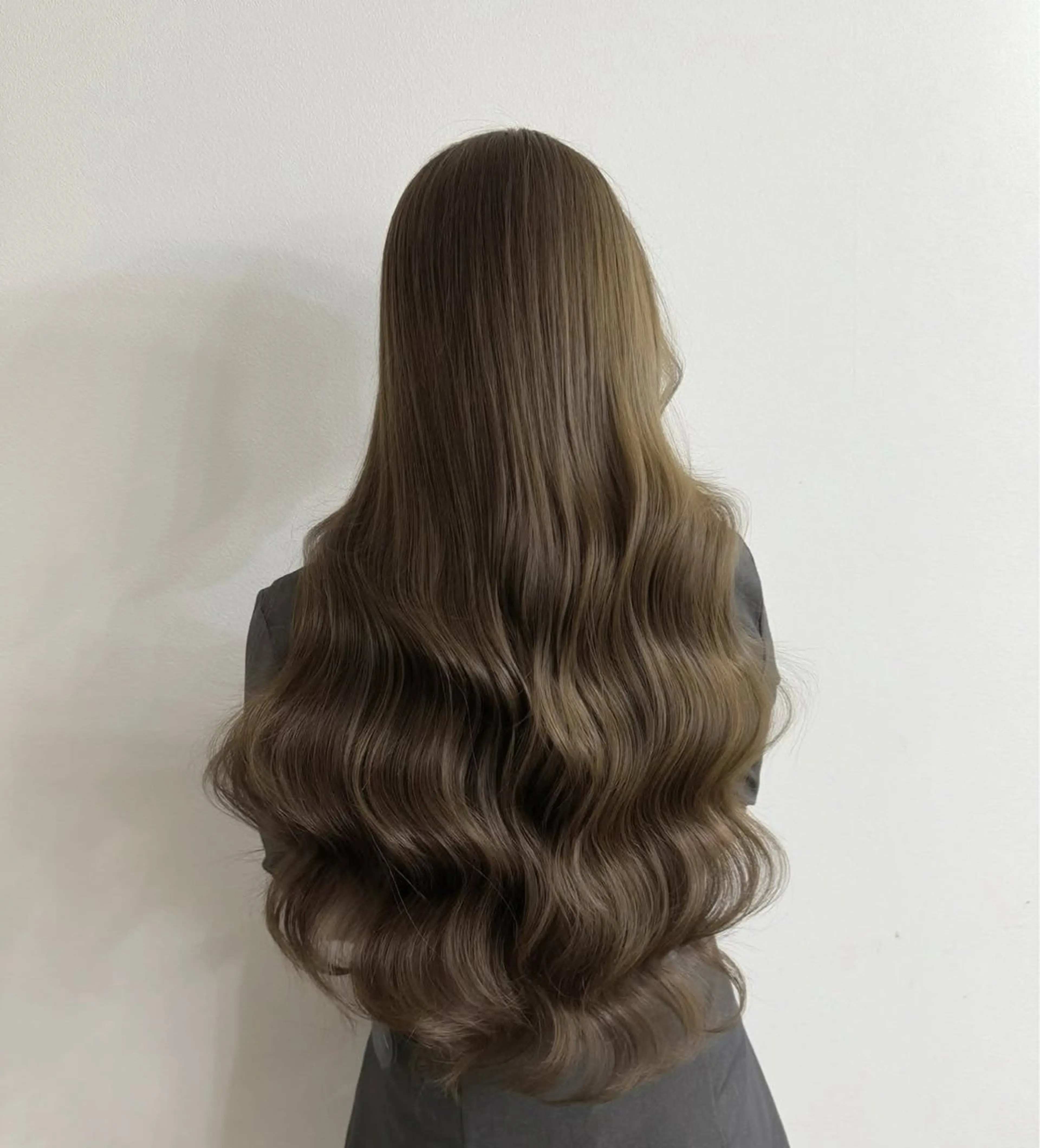 ロング カラー ヘアカラー トリートメント 川元 春奈のヘアスタイル