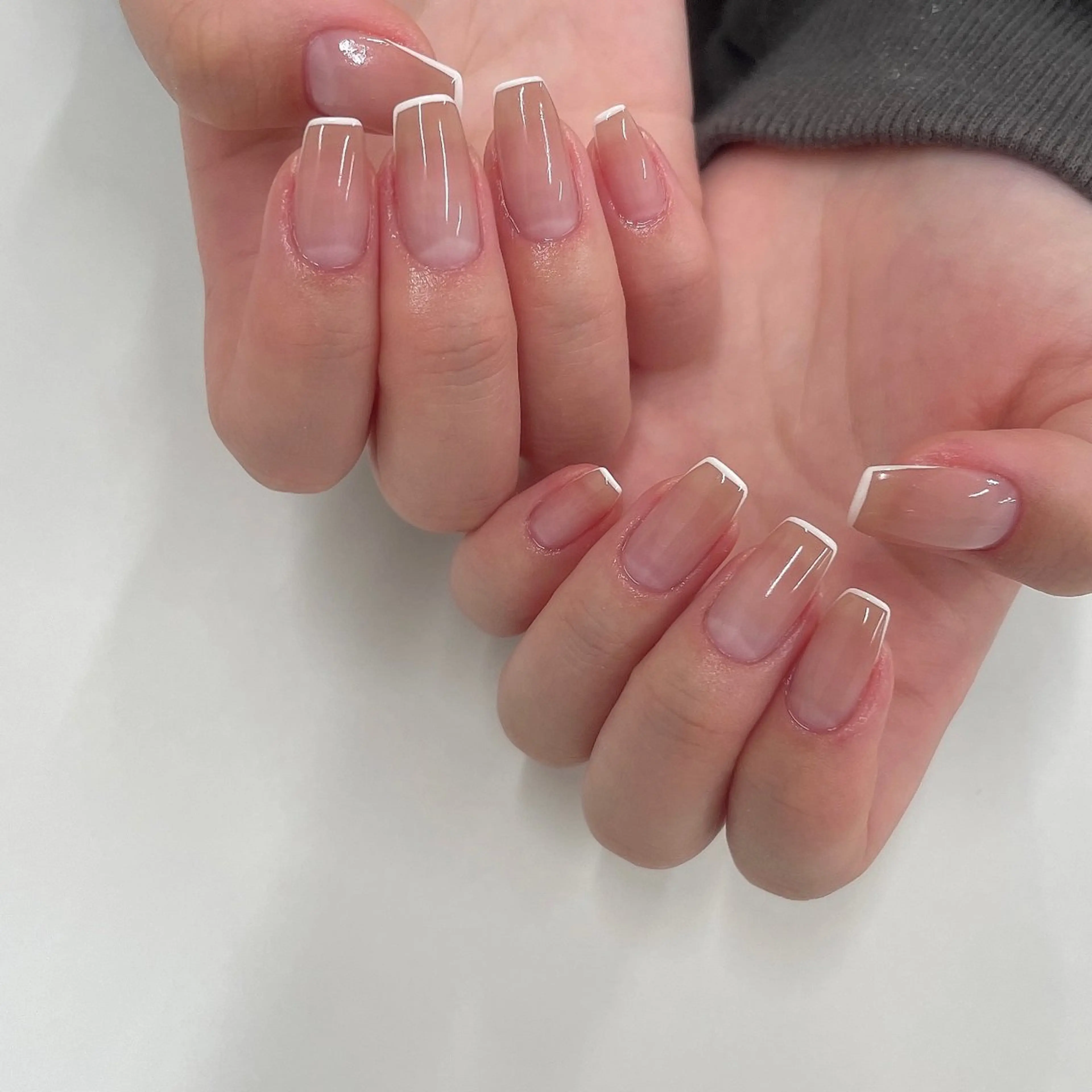 ネイル フレンチネイル ハンドネイル _white 上本町店のネイルデザイン