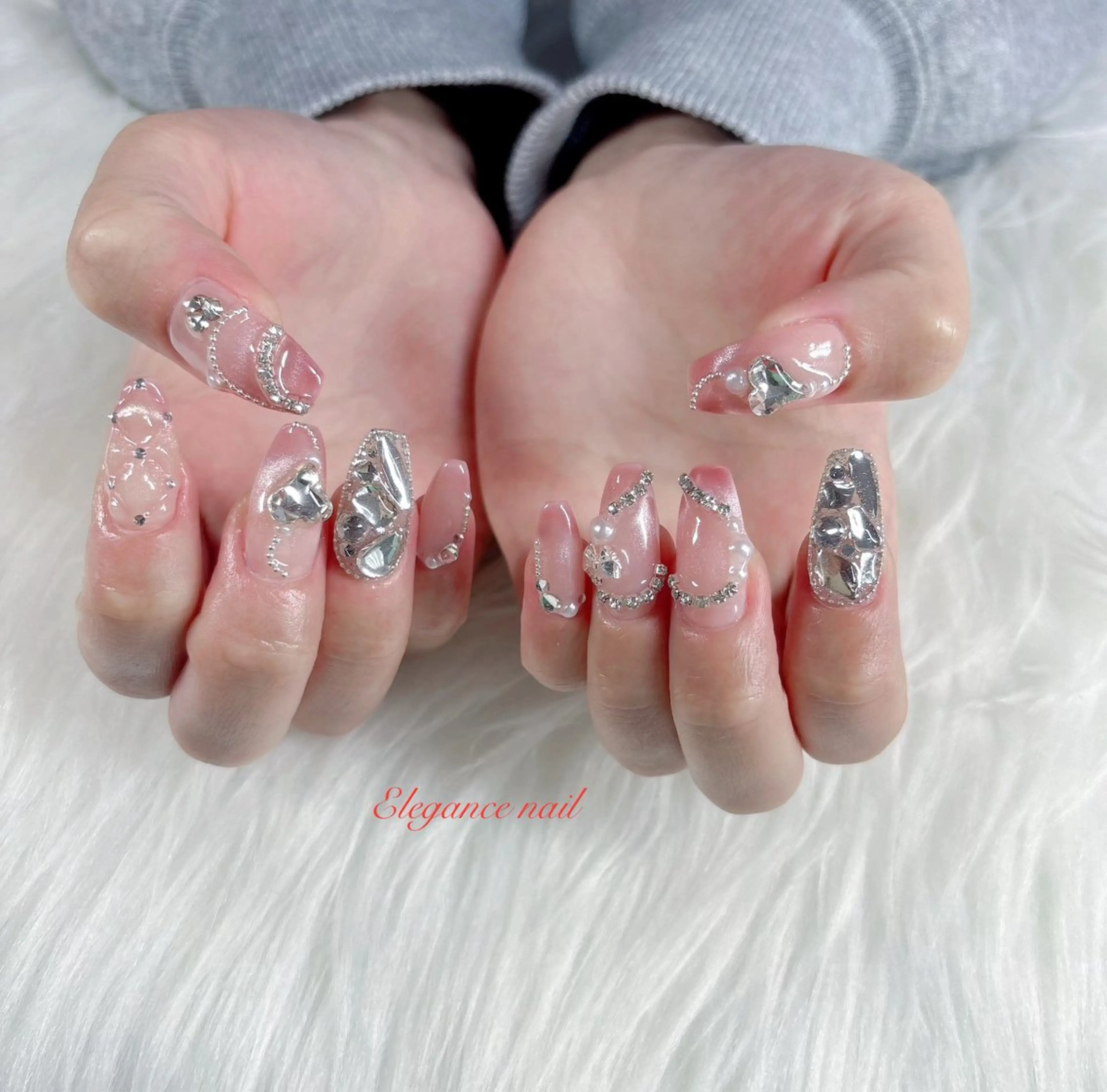 ネイル Elegance Nail所属・Elegance Nail本厚木店舗のネイルデザイン