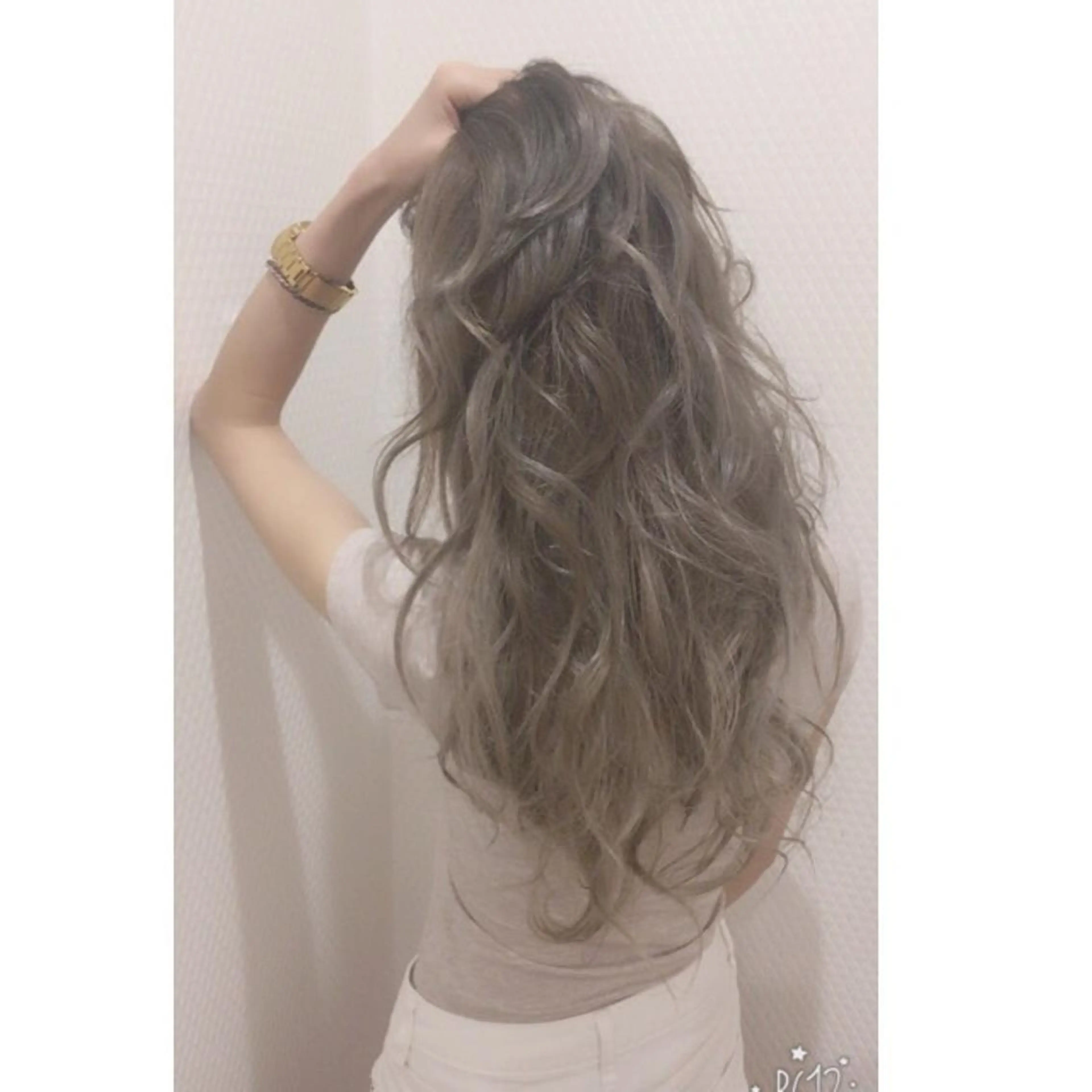 セミロング カラー 透明感カラー 外国人風カラー beauty: beast 大町店のヘアスタイル