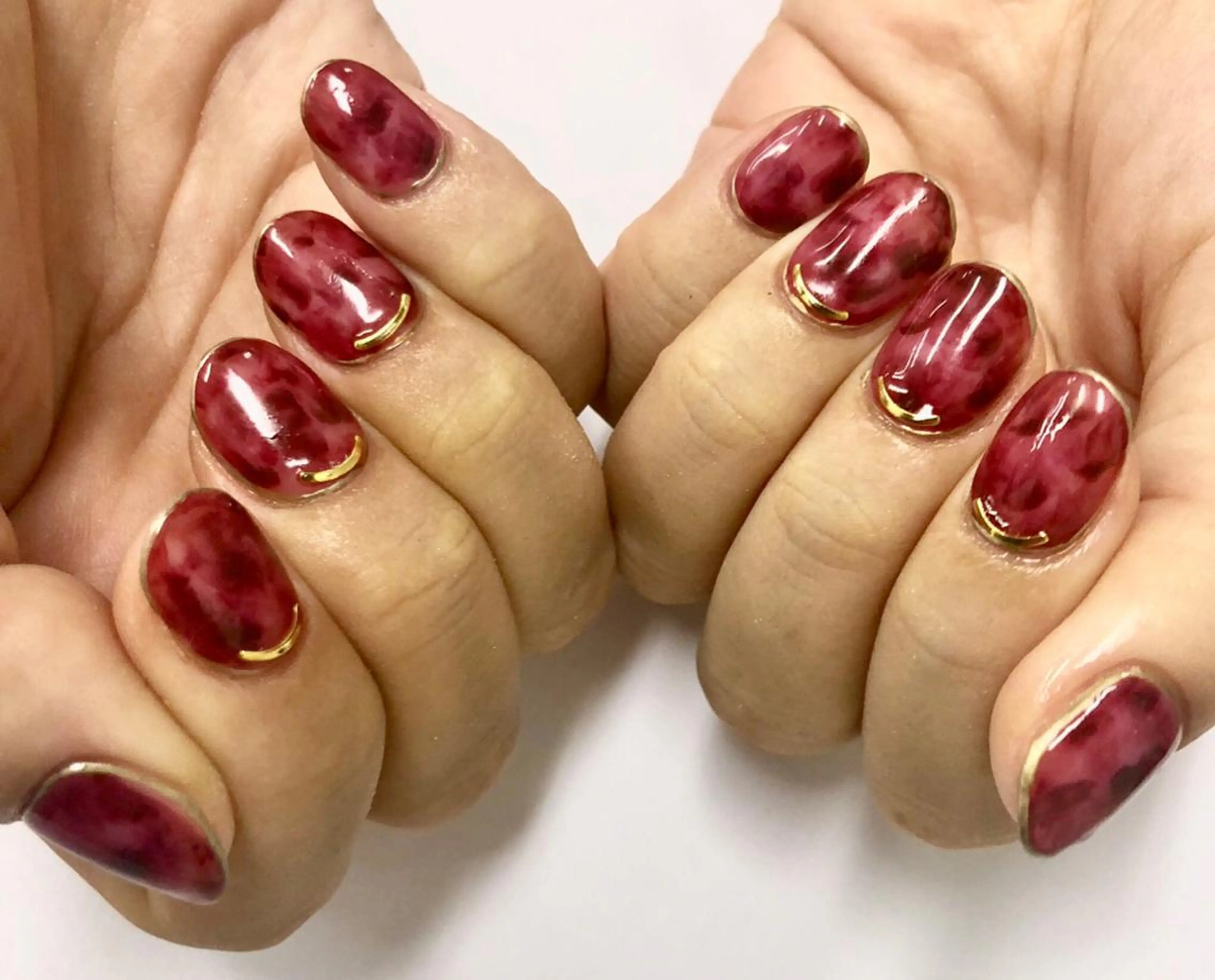 ネイル ハンドネイル フットネイル Minami 🍓のネイルデザイン