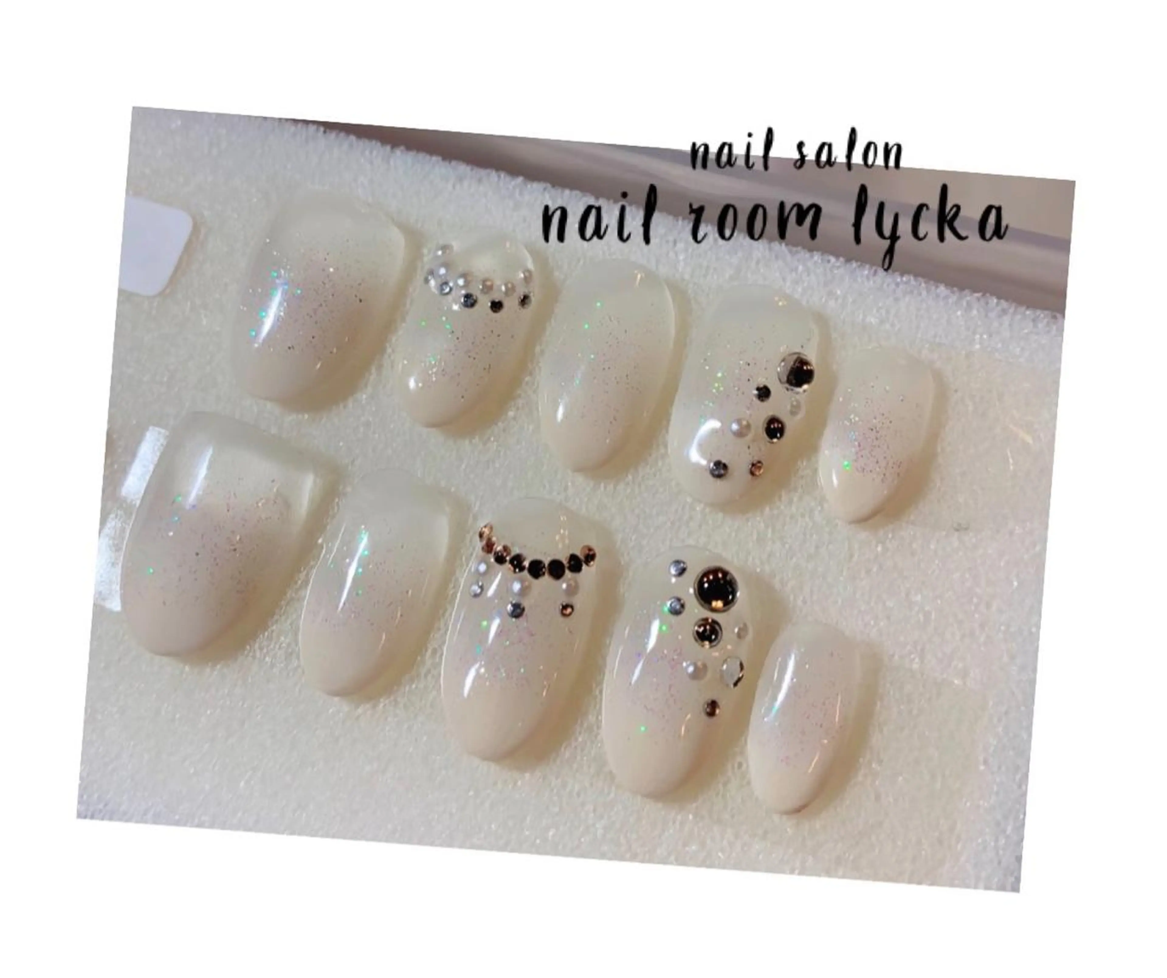 ネイル ﾈｲﾙﾙｰﾑﾘｯｶ 𝐦𝐚𝐲𝐮のネイルデザイン