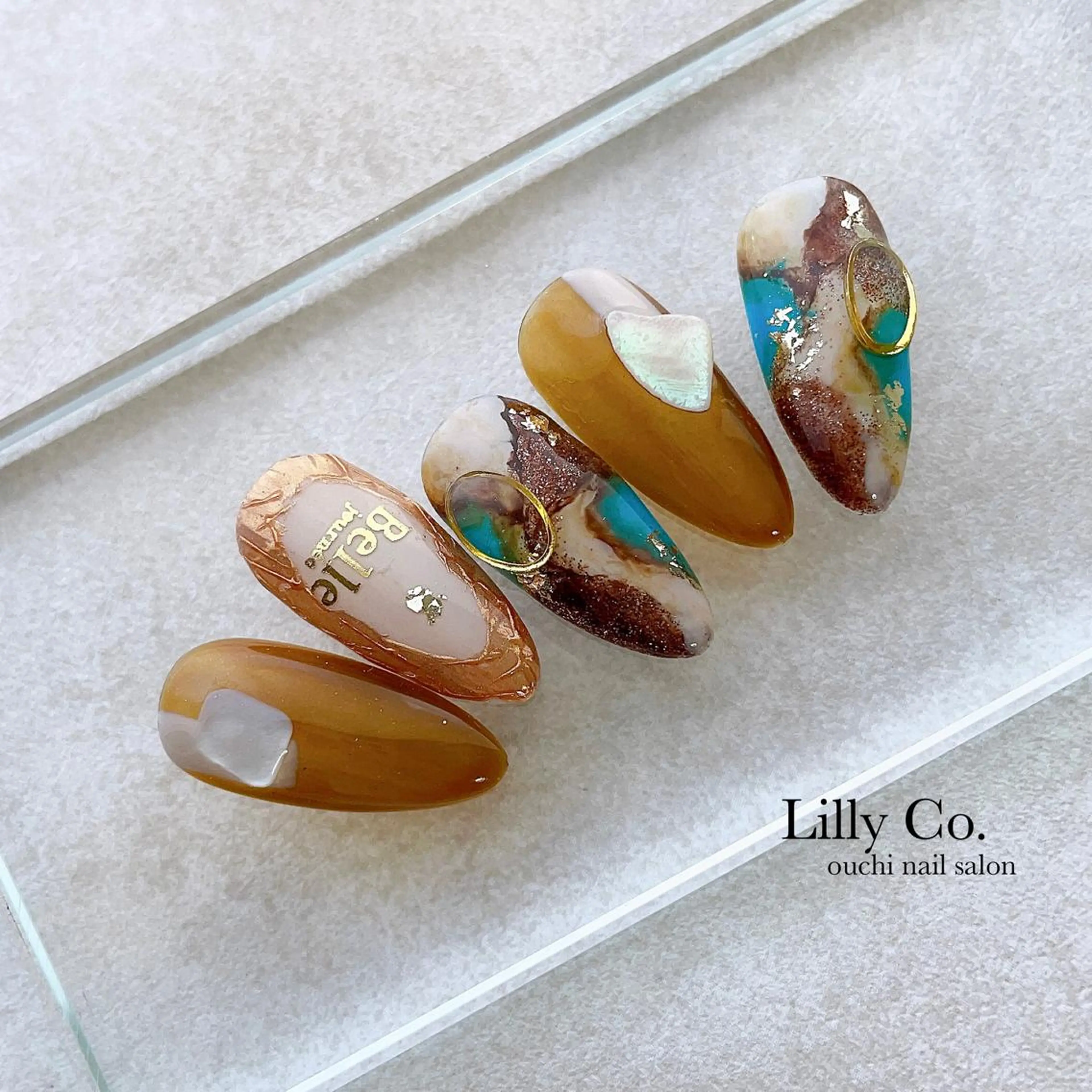 ネイル ハンドネイル ハンドケア Lilly Co.のネイルデザイン