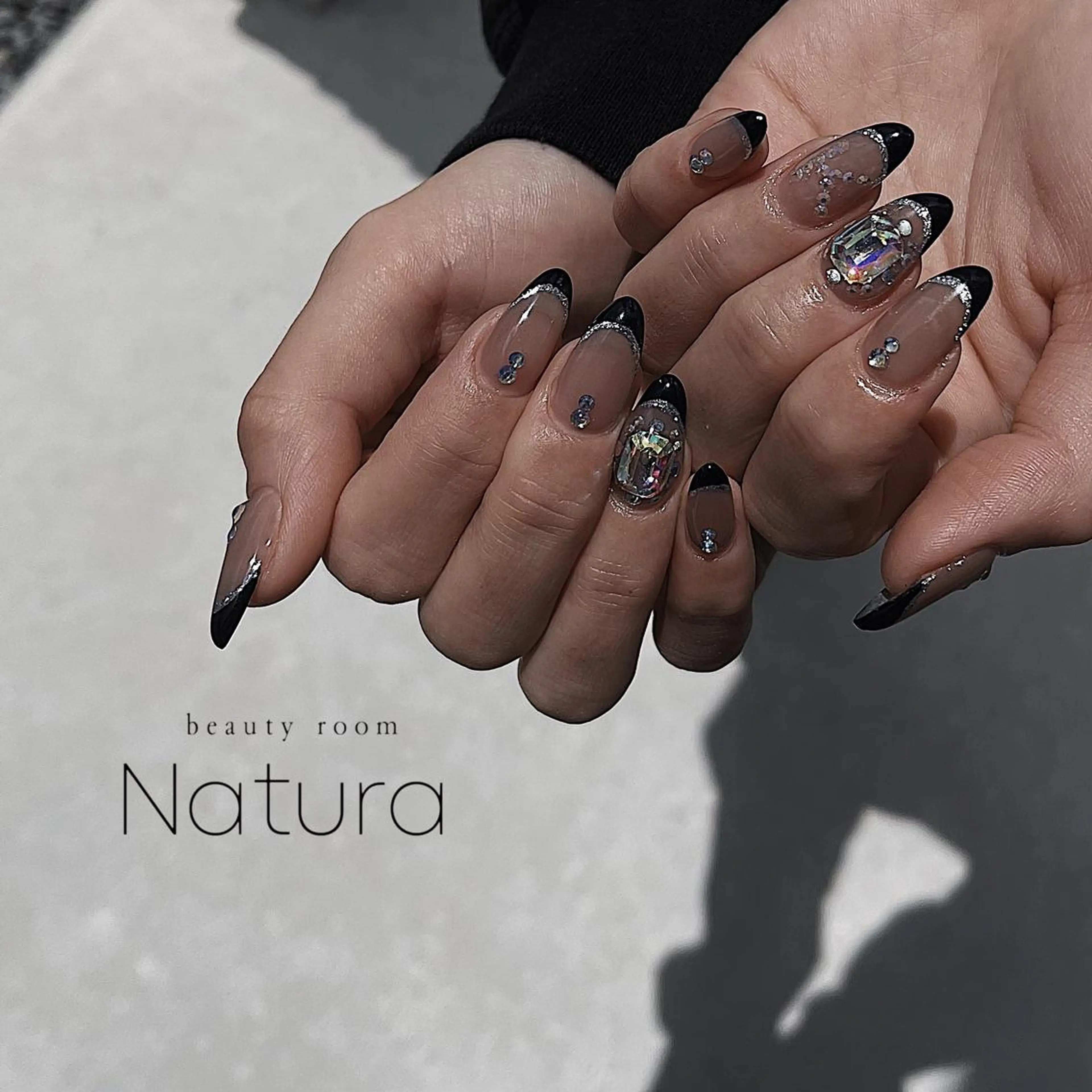 ネイル マツエク・マツパ アイブロウ ハンドネイル beautyroom Naturaのネイルデザイン