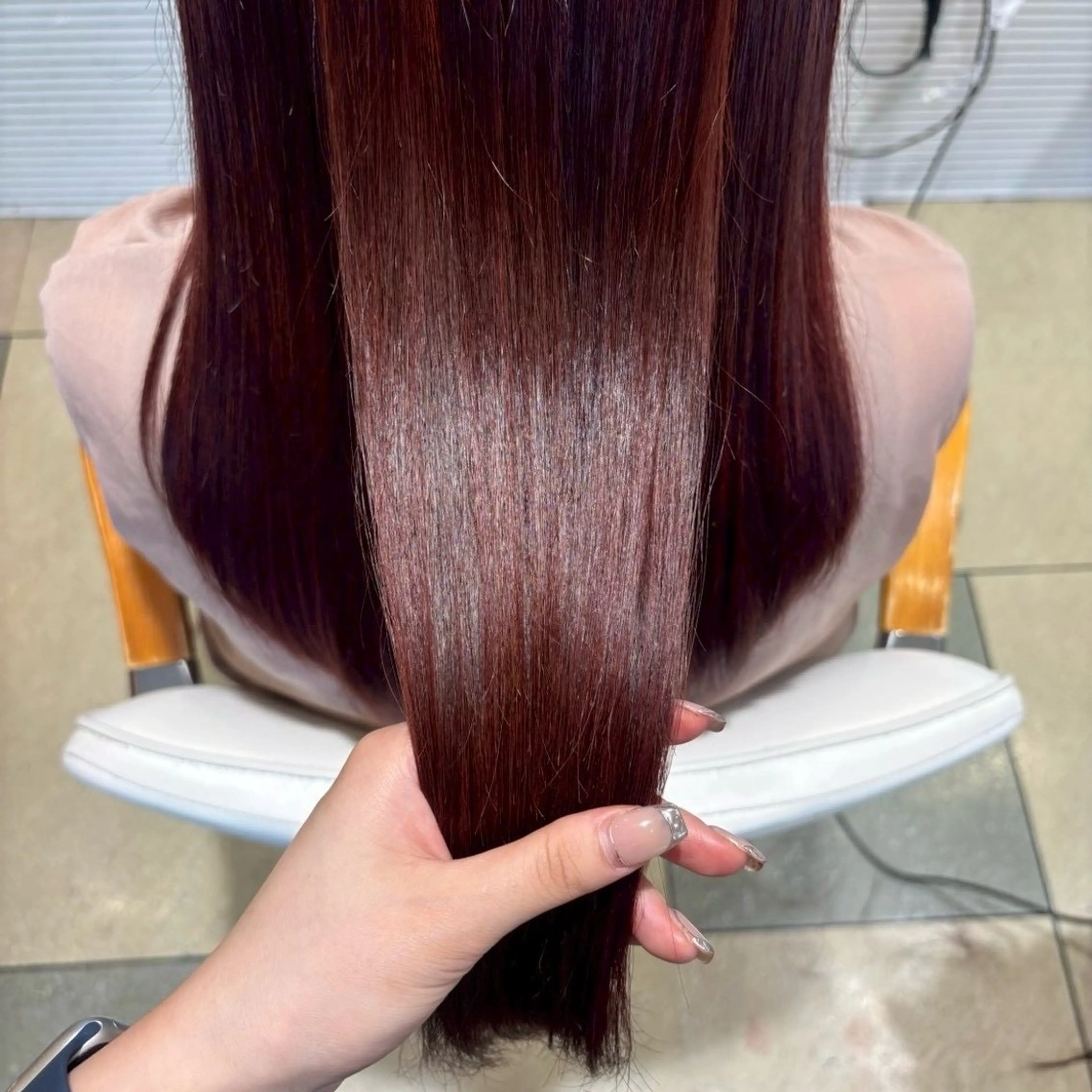 カラー 艶カラー🌟 ブリーチ/紅芭✨のヘアスタイル