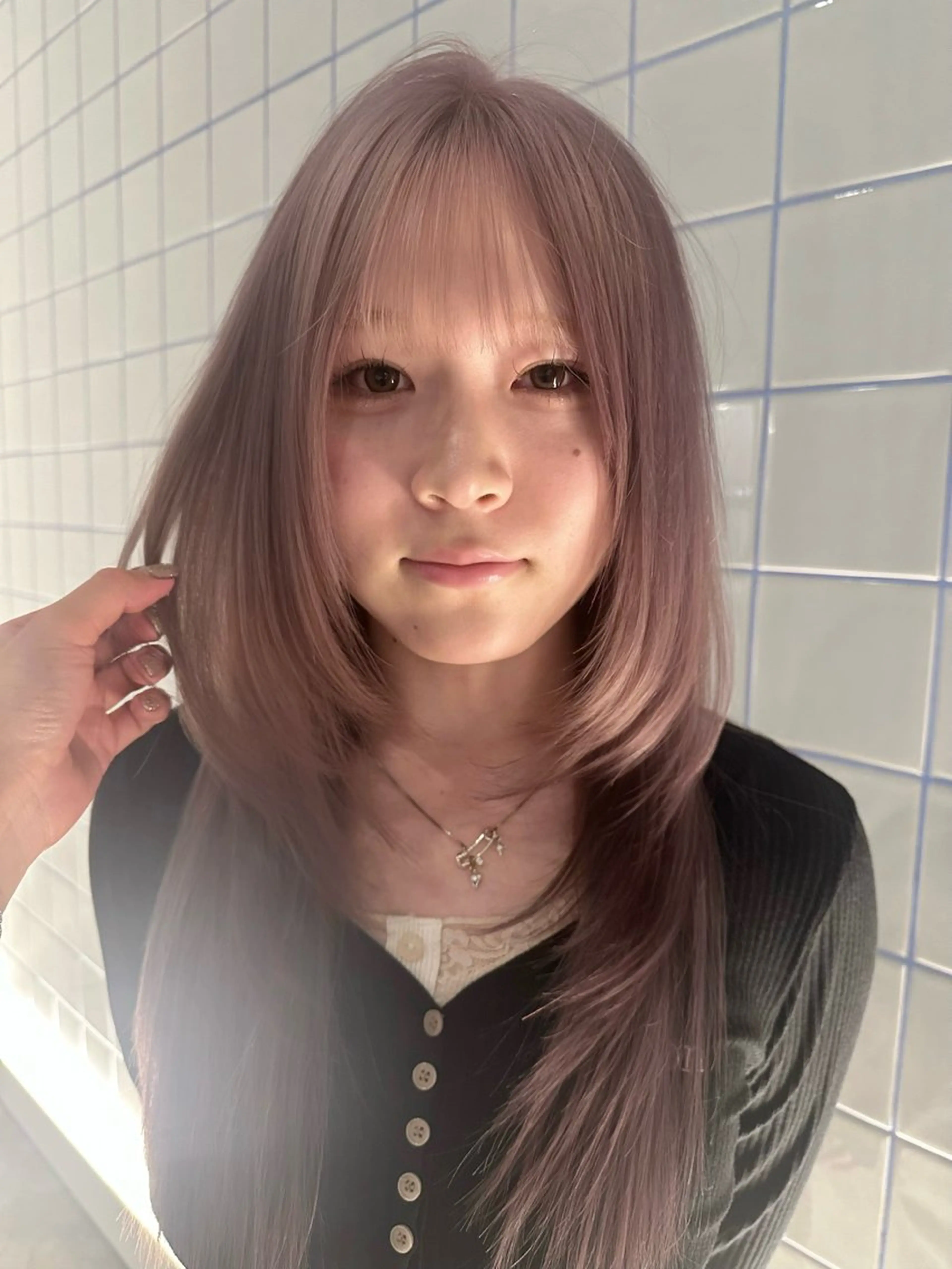 ロング ヘアカラー hana /ナチュラルカラーのヘアスタイル