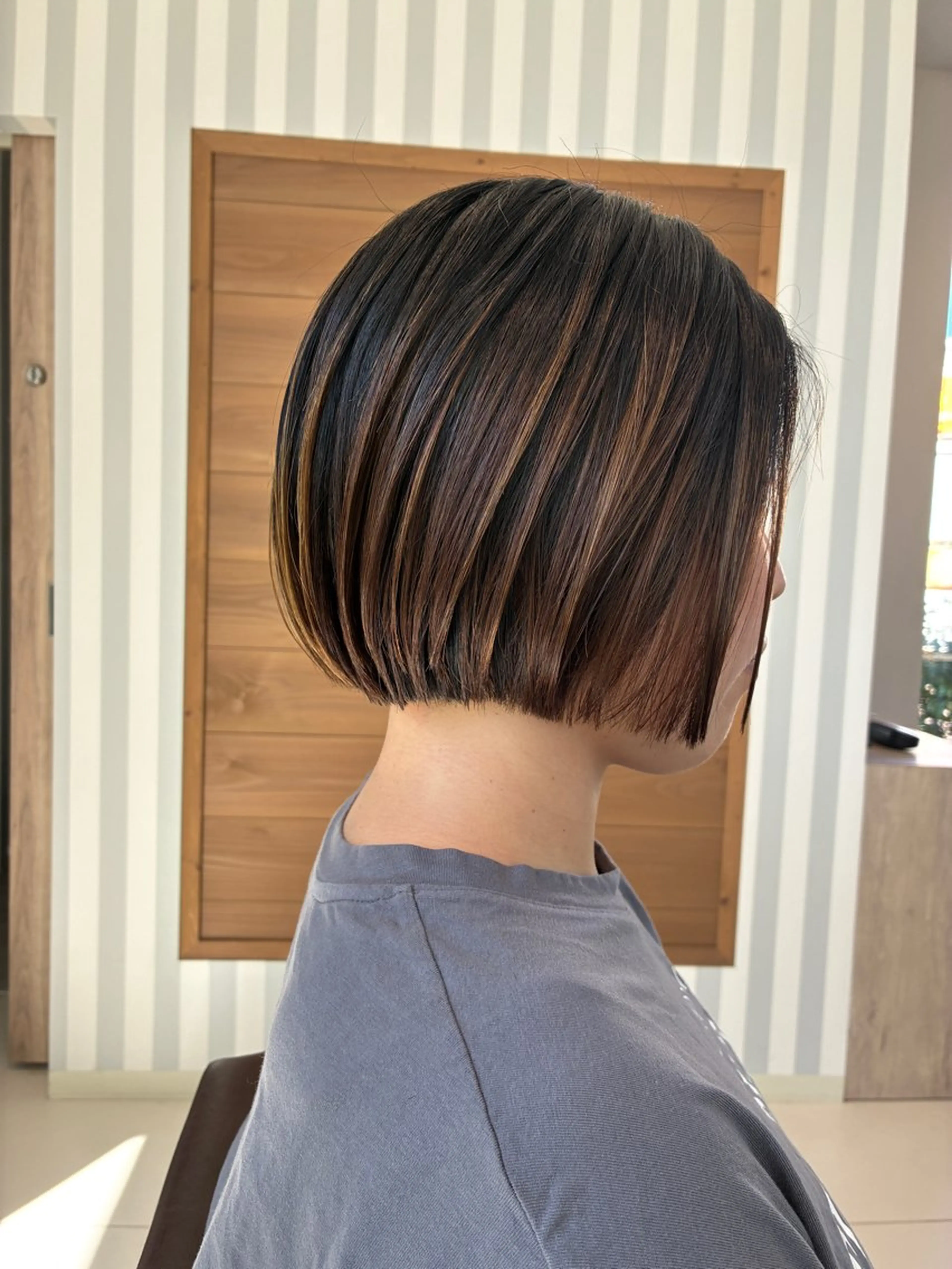 ショート ボブ カット ニシムラ ユカリのヘアスタイル