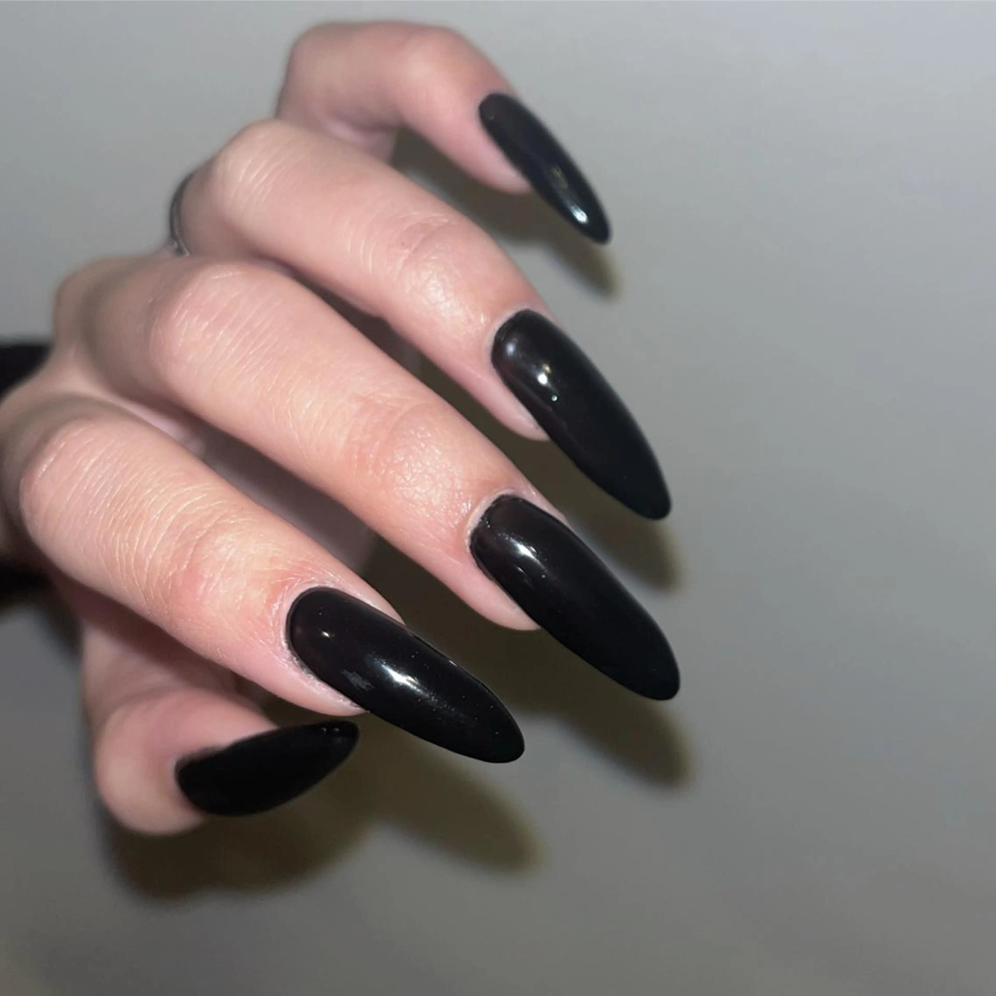 ネイル ワンカラーネイル キンジョウ ハルナのネイルデザイン