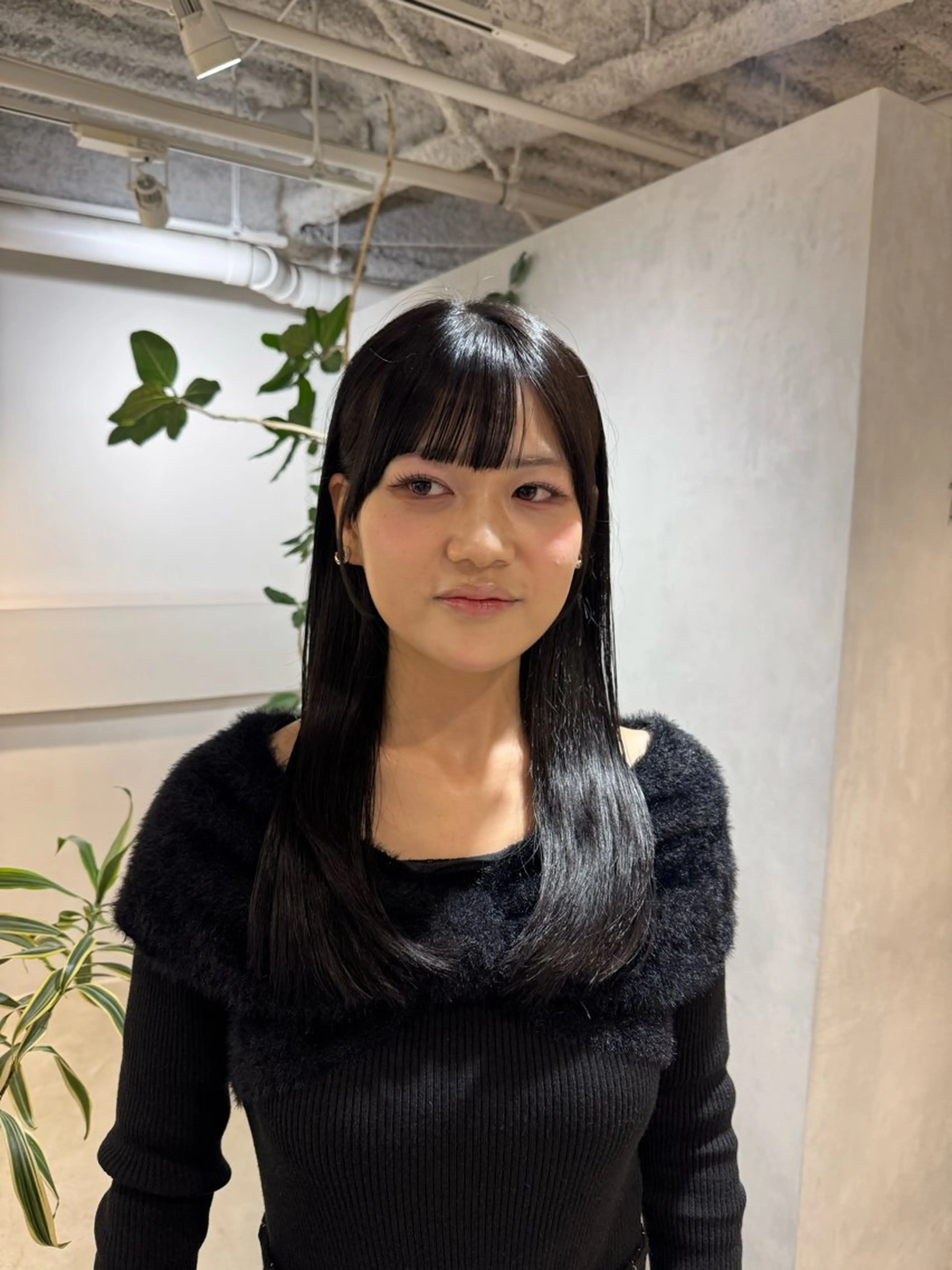 セミロング カット ヘアカラー トリートメント 顔周りcut・ご相談 ＝新宿しずく🇰🇷のヘアスタイル