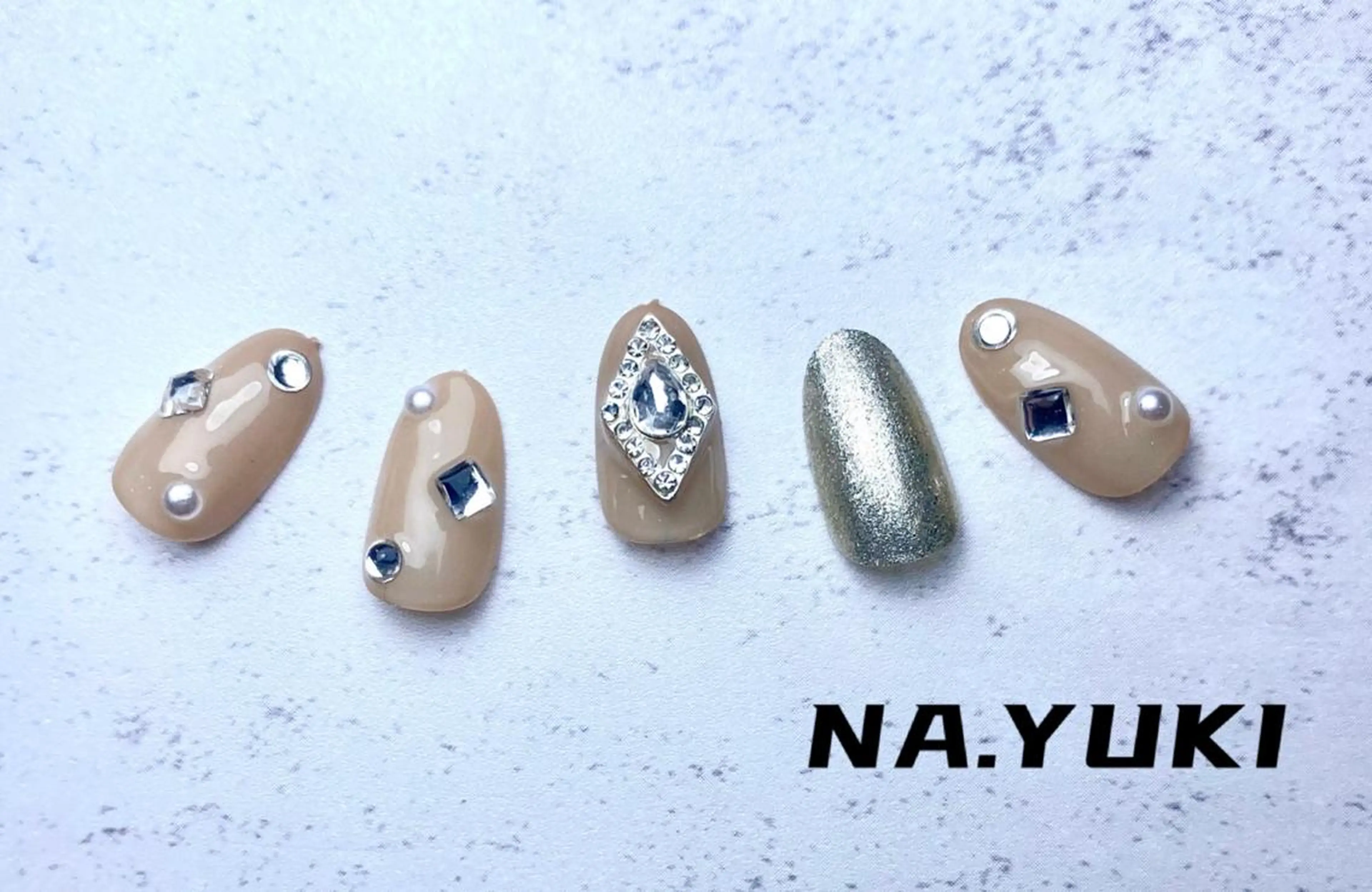 ネイル ハンドネイル ハンドケア ナユキNA.YUKI 池袋店のネイルデザイン