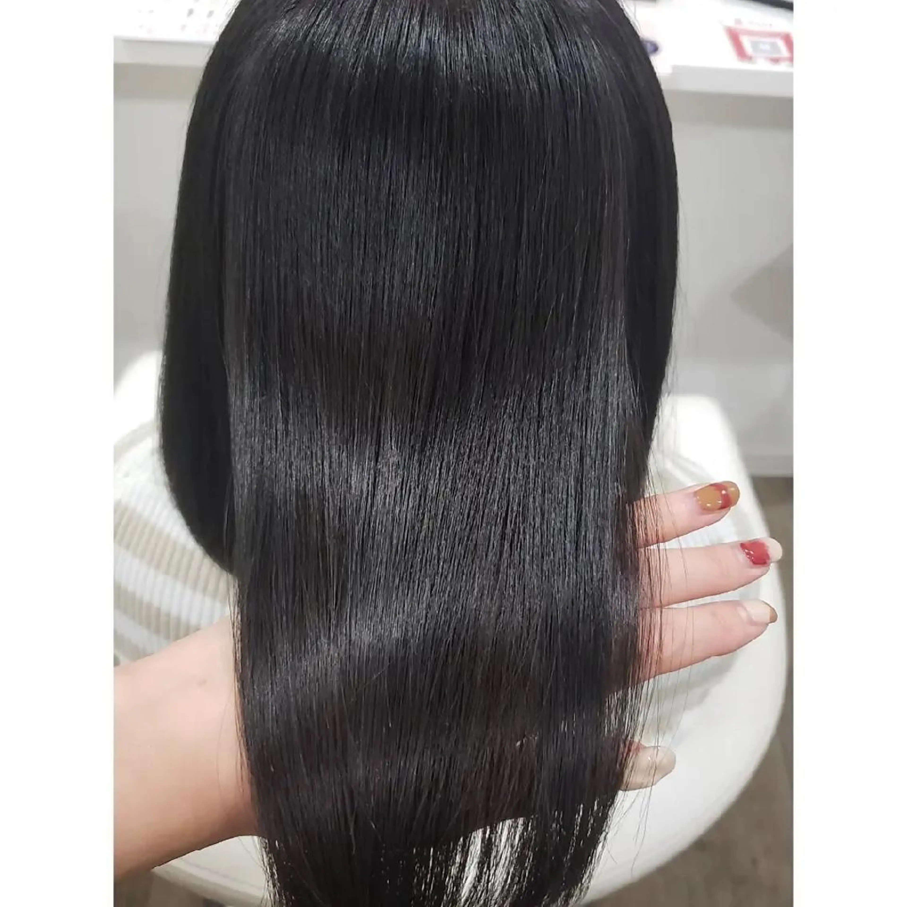 カラー ミディアム ヘアアレンジ ベージュカラー ブリーチ 髪質改善 縮毛矯正 トリートメント 髪質改善サロン🍃 AIRI のヘアスタイル