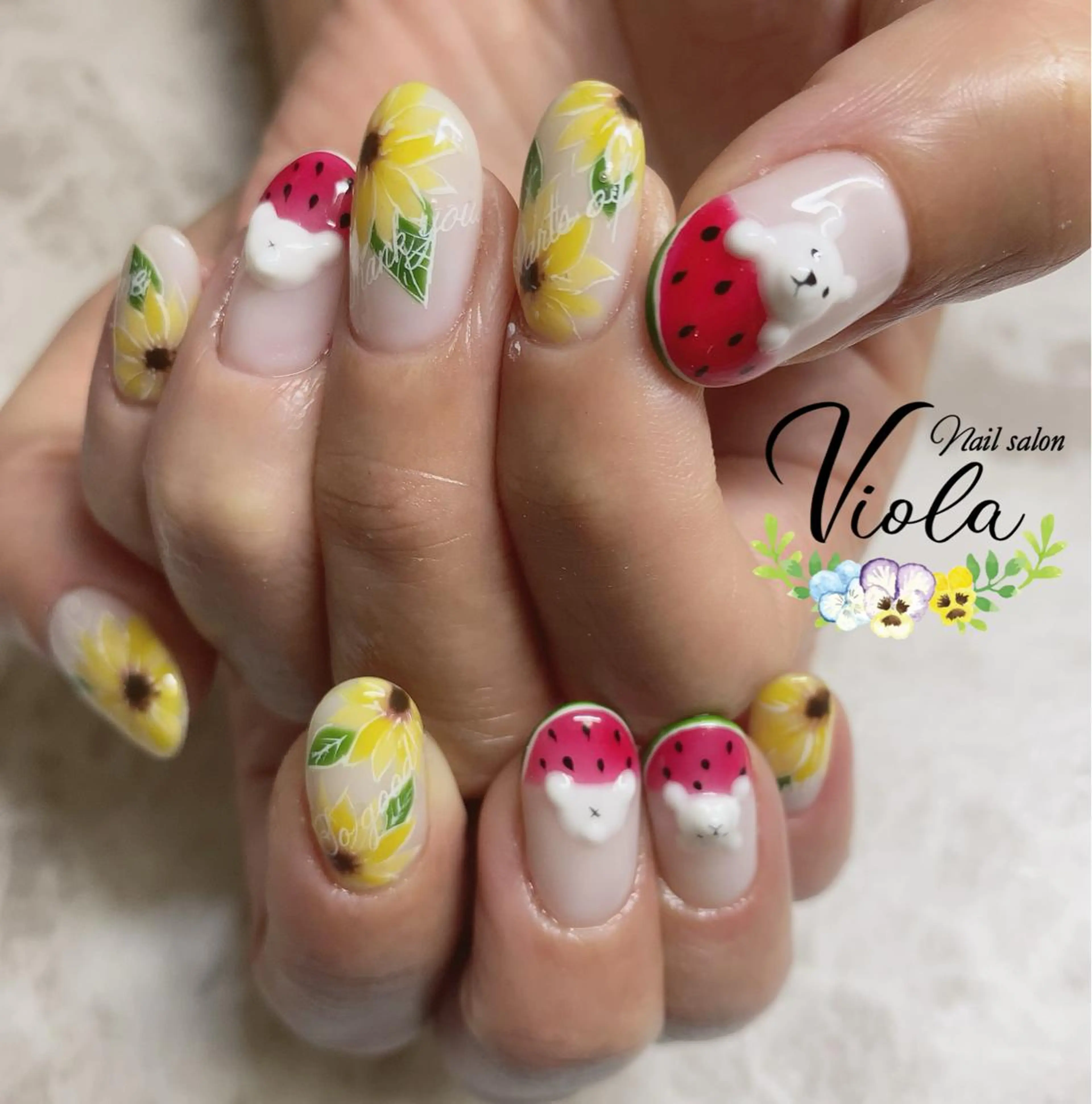 ネイル アートネイル ぷっくりネイル ハンドネイル Nailsalon Viola所属・ネイルサロン Violaのネイルデザイン