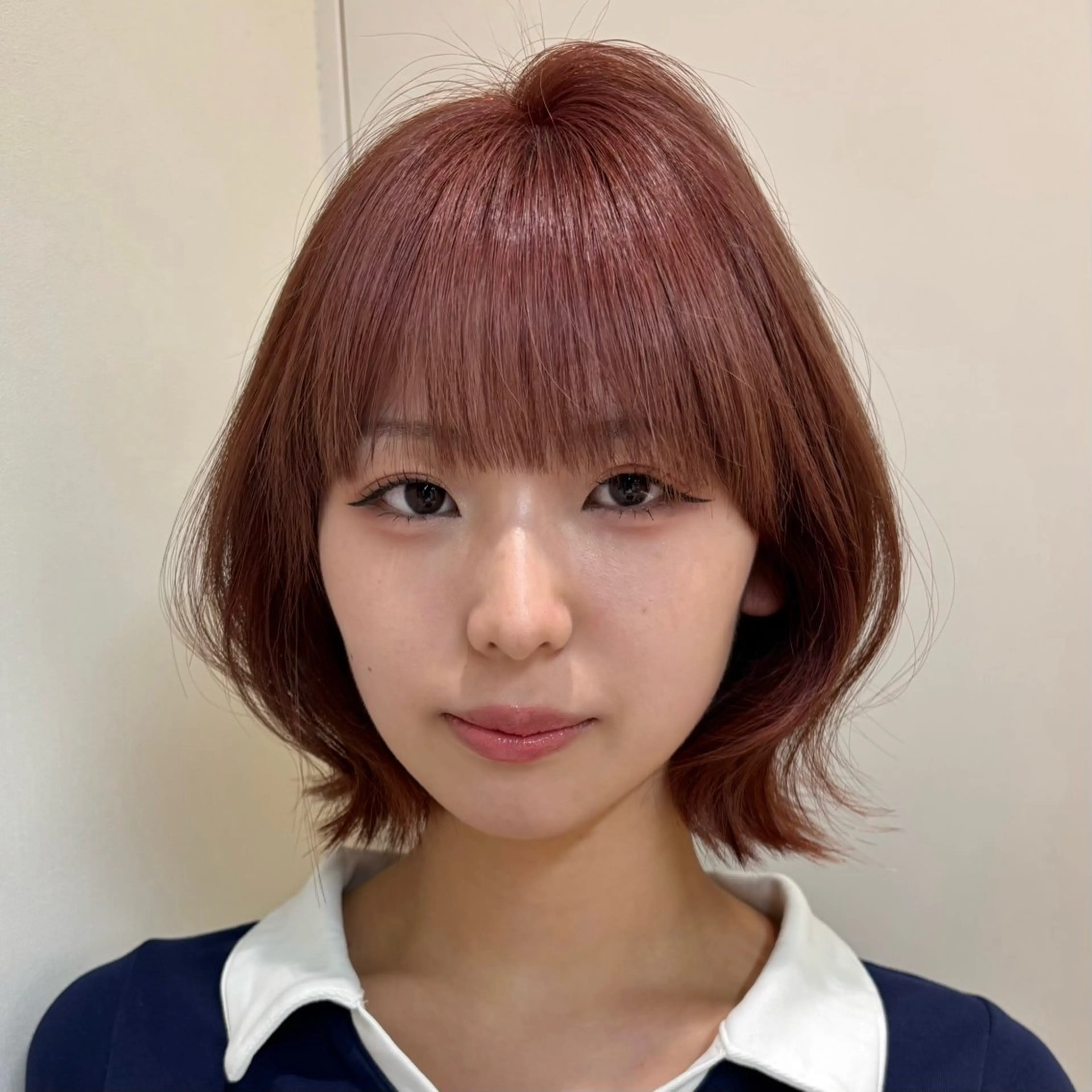ショート あいり／艶髪 、透明感カラー🩶のヘアスタイル
