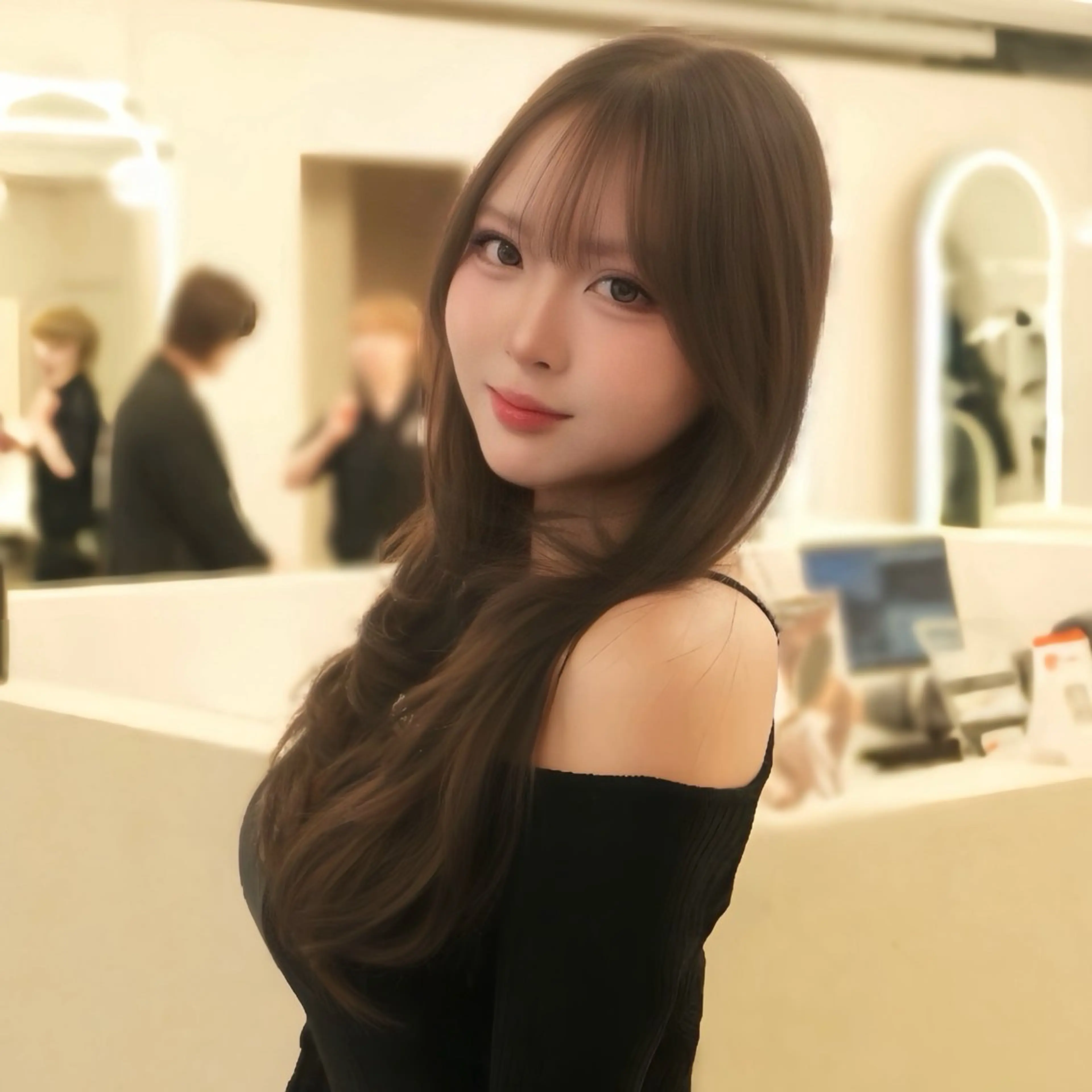 【学割U24】小顔レイヤーカット+ケアカラー+トリートメントの写真