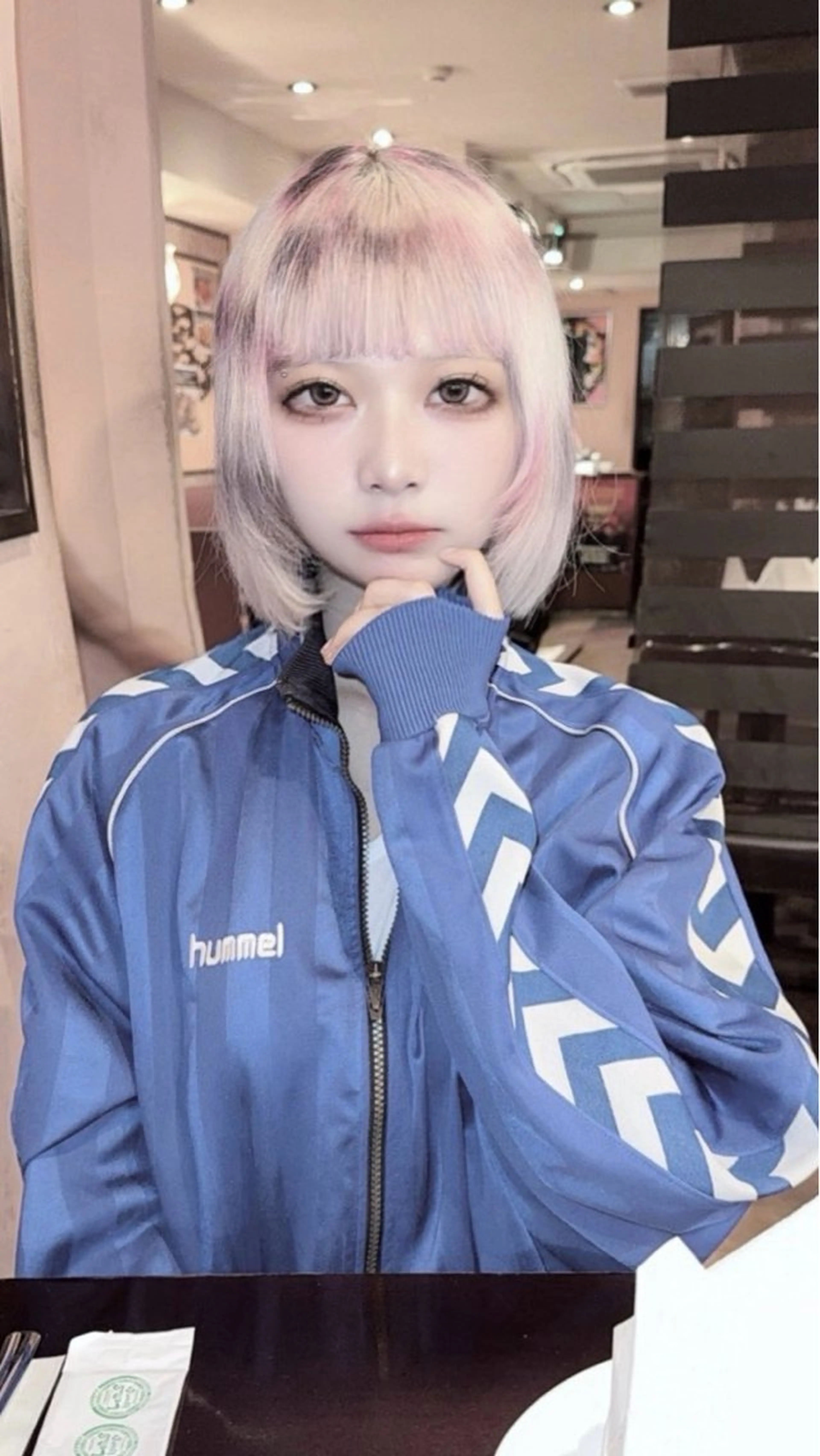 ミディアム カラー ブリーチ デザインカラー ハイトーンカラー 縮毛矯正 名古屋／デザイン／ ブリーチ/松井亮磨のヘアスタイル