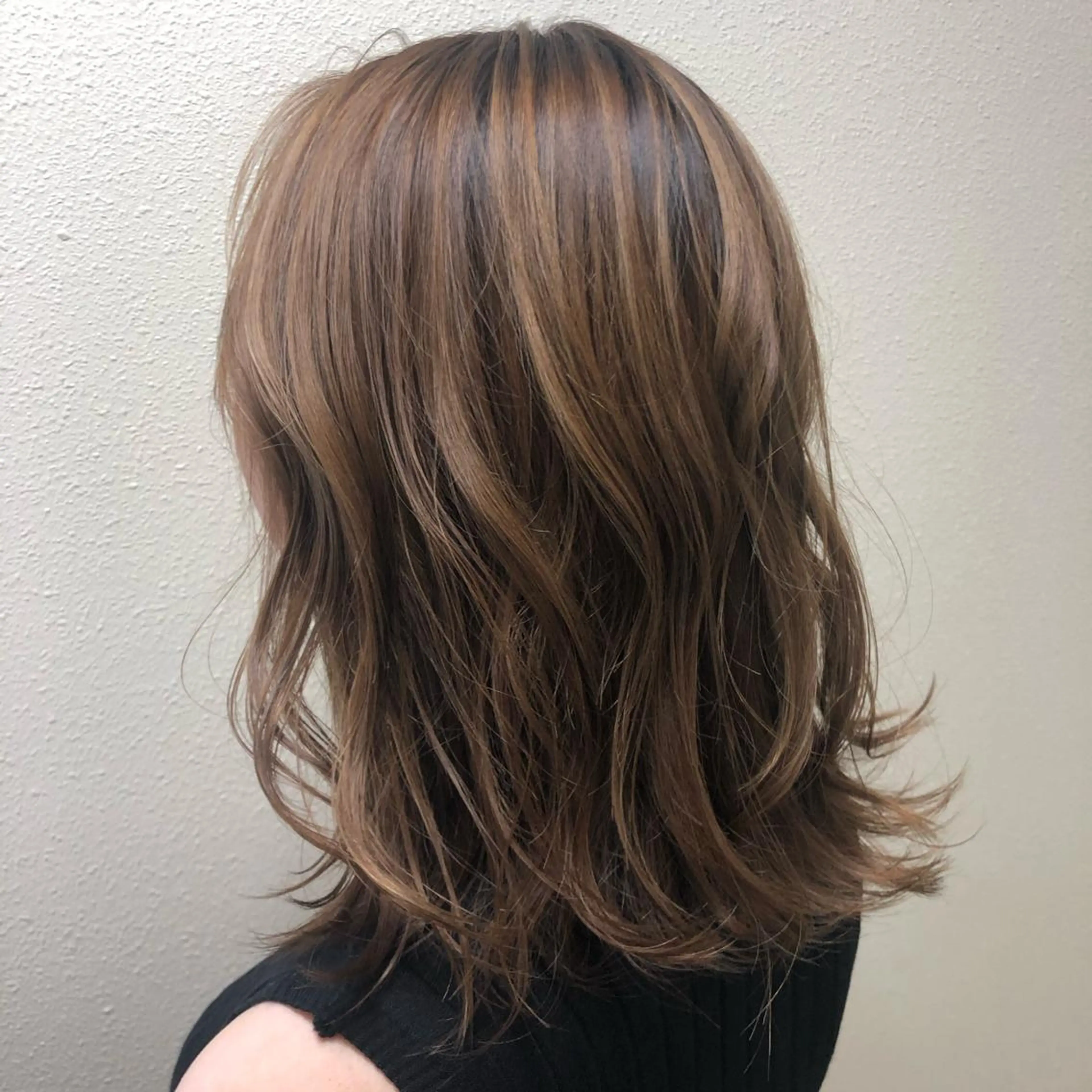 ミディアム カラー パーマ ヘアアレンジ メンズ キッズ ネイル マツエク・マツパ メンズブリーチ メンズハイライト メンズインナーカラー メンズ韓国風 アディクシーカラー メンズ特化 しゅうへいのヘアスタイル