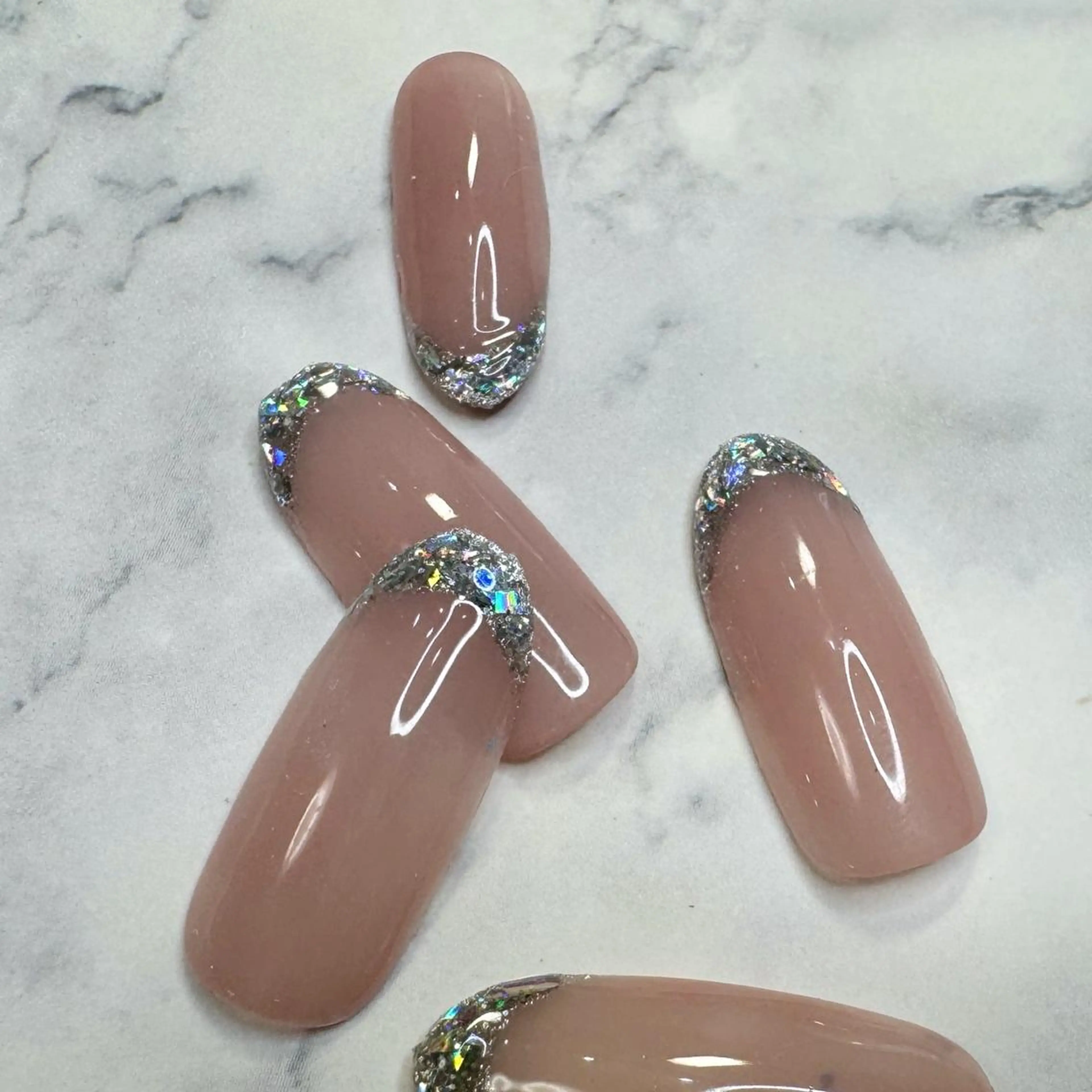 ネイル Myu博多店 かえでのネイルデザイン