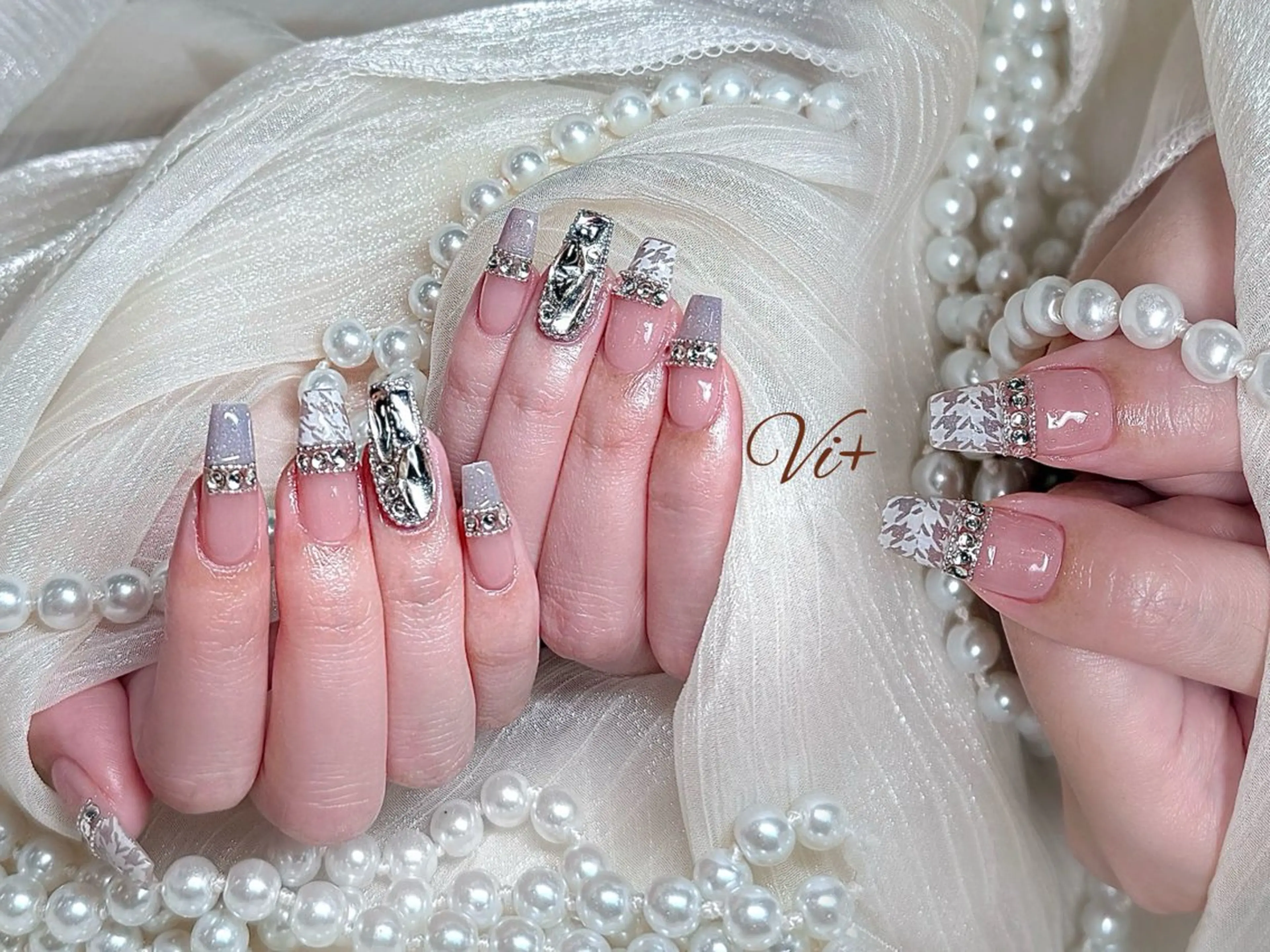 ネイル ハンドネイル ✨Nailsalon Vi+✨のネイルデザイン