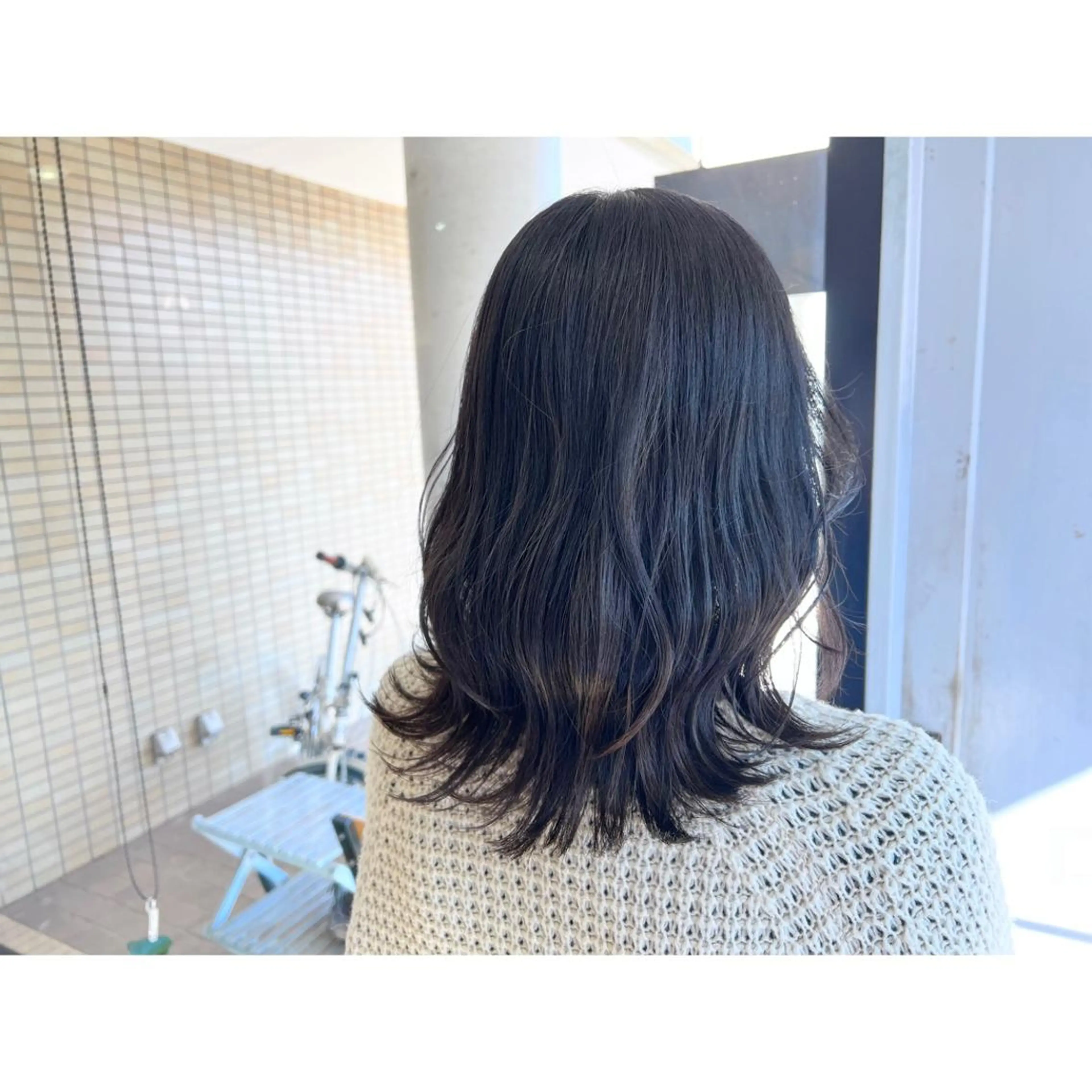 セミロング カラー ヘアカラー トリートメント ツキダテ ユイのヘアスタイル