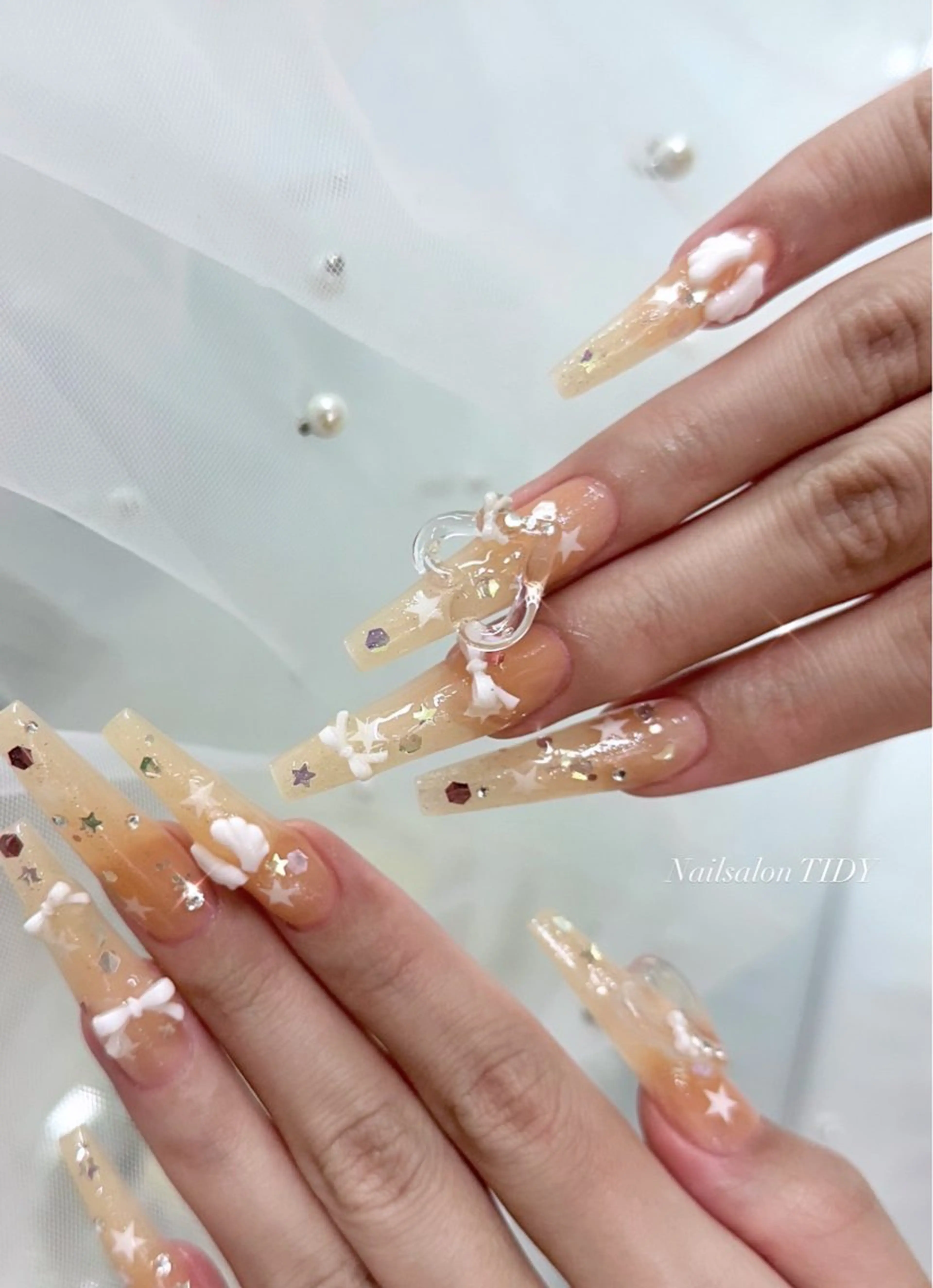ネイル フットネイル ジェルネイル キラキラネイル 韓国ネイル マグネットネイル ハンドネイル TIDY .のネイルデザイン