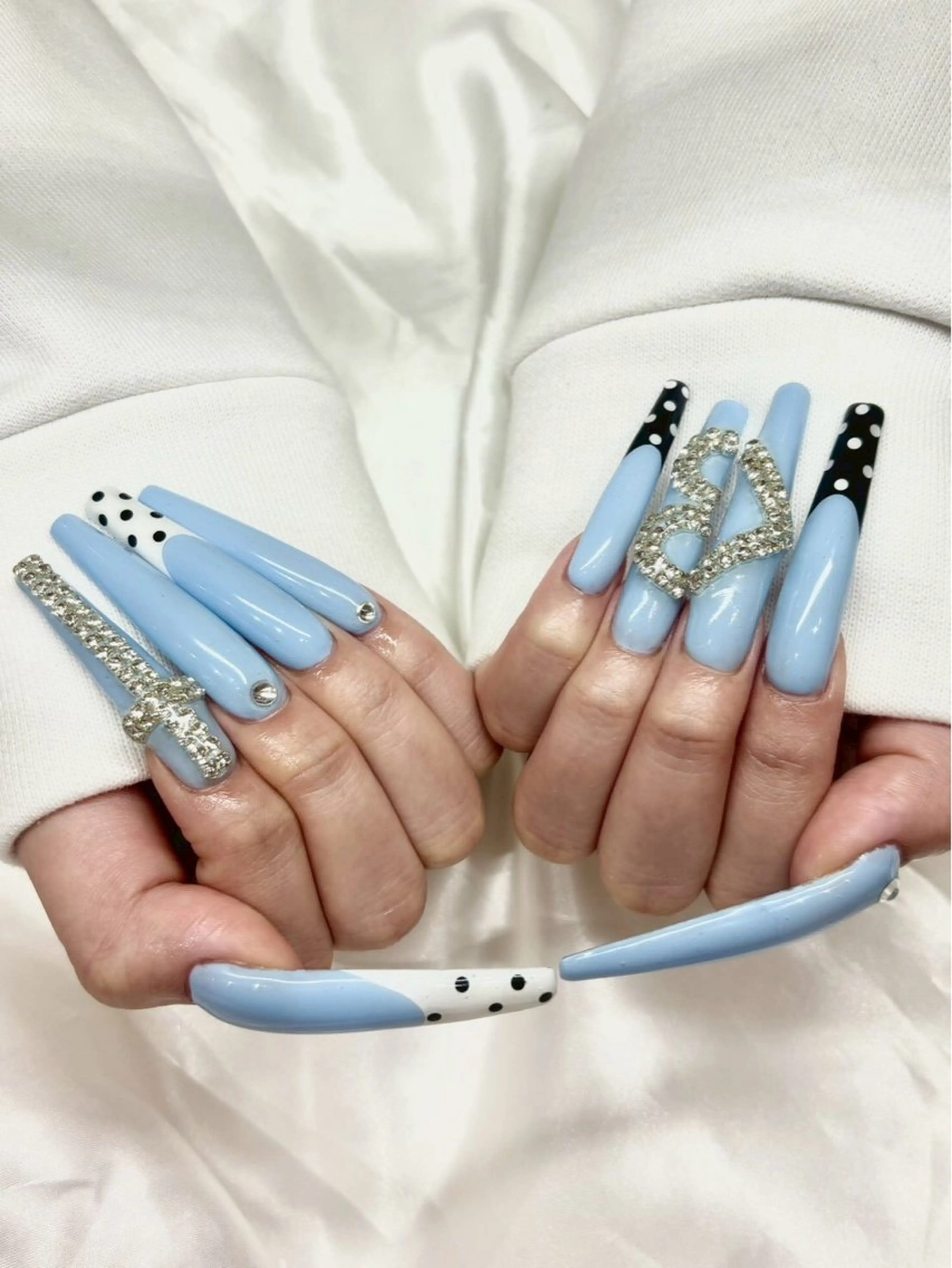 ロング ハンドネイル Ashliy大宮♡ アシュリーのネイルデザイン