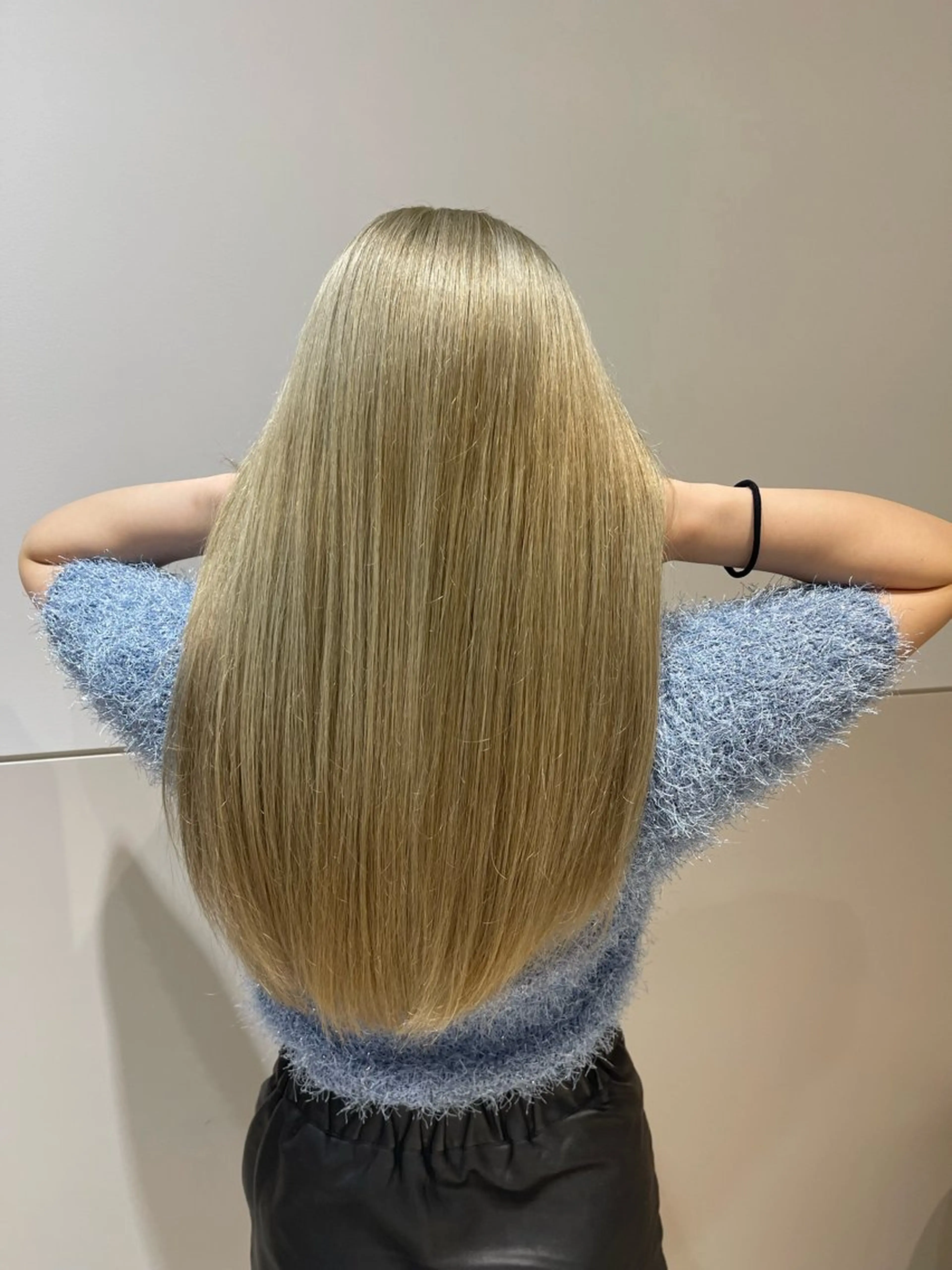 セミロング 髪質改善 🎨美大卒美容師🎨 まっきーのヘアスタイル