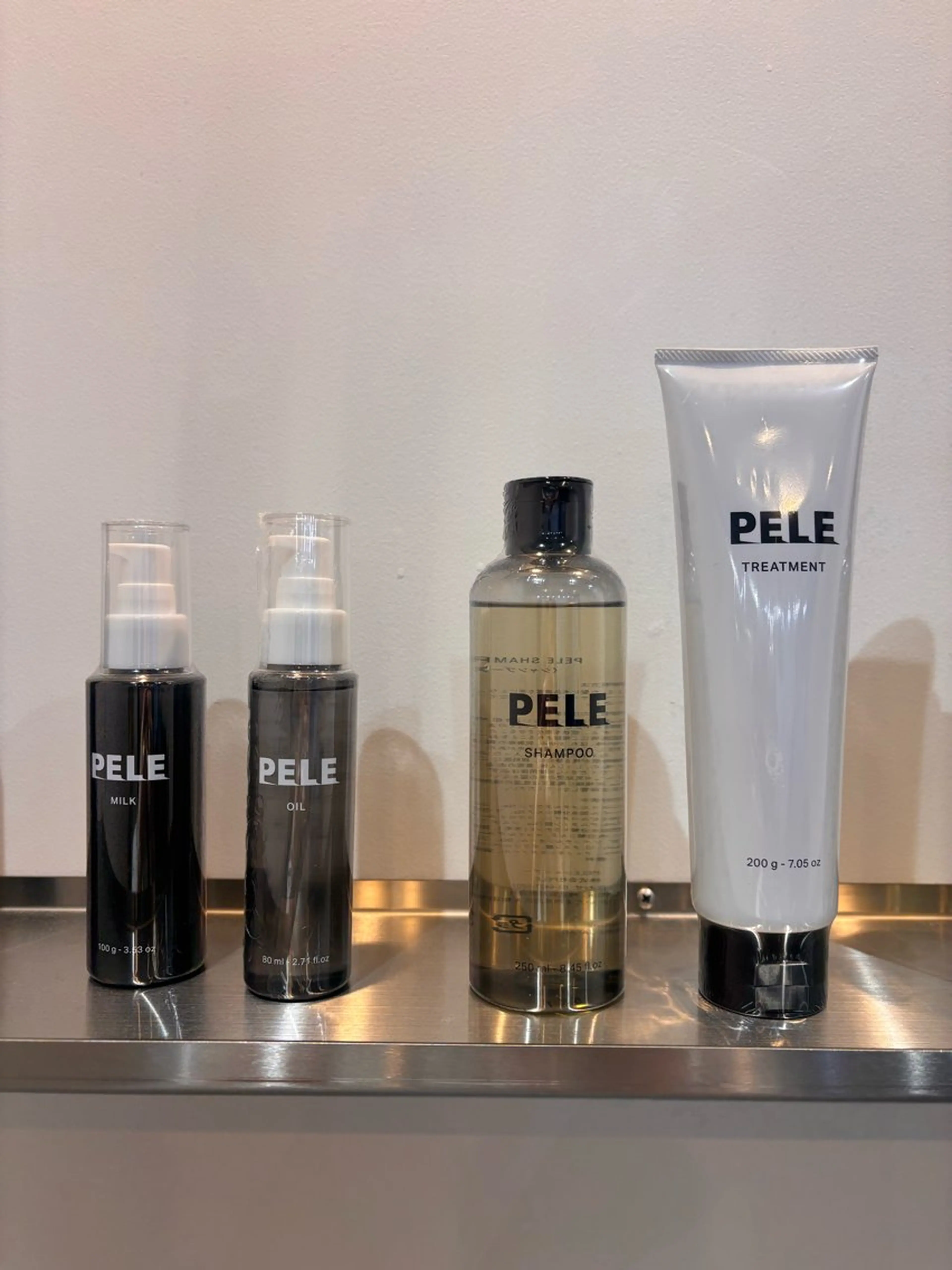 ミディアム カラー リラク たかい みみのヘアスタイル